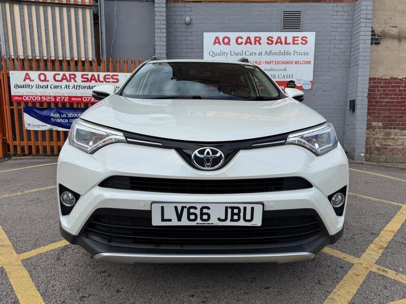 Toyota Rav4 view 2