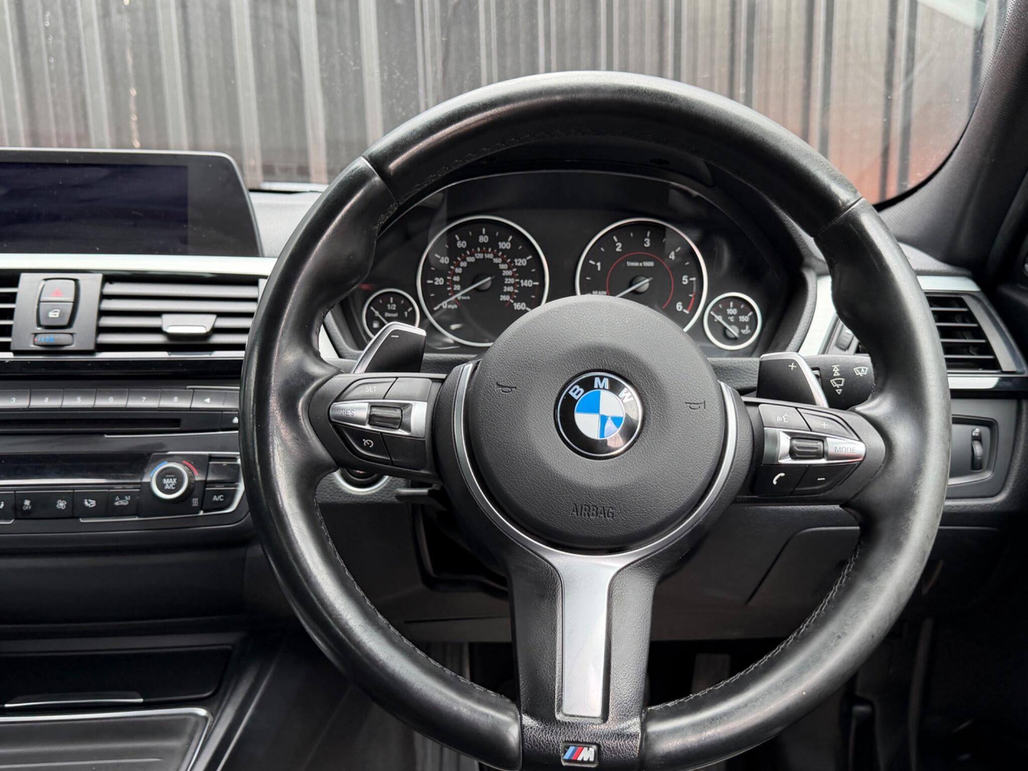 BMW 3 Series view 53