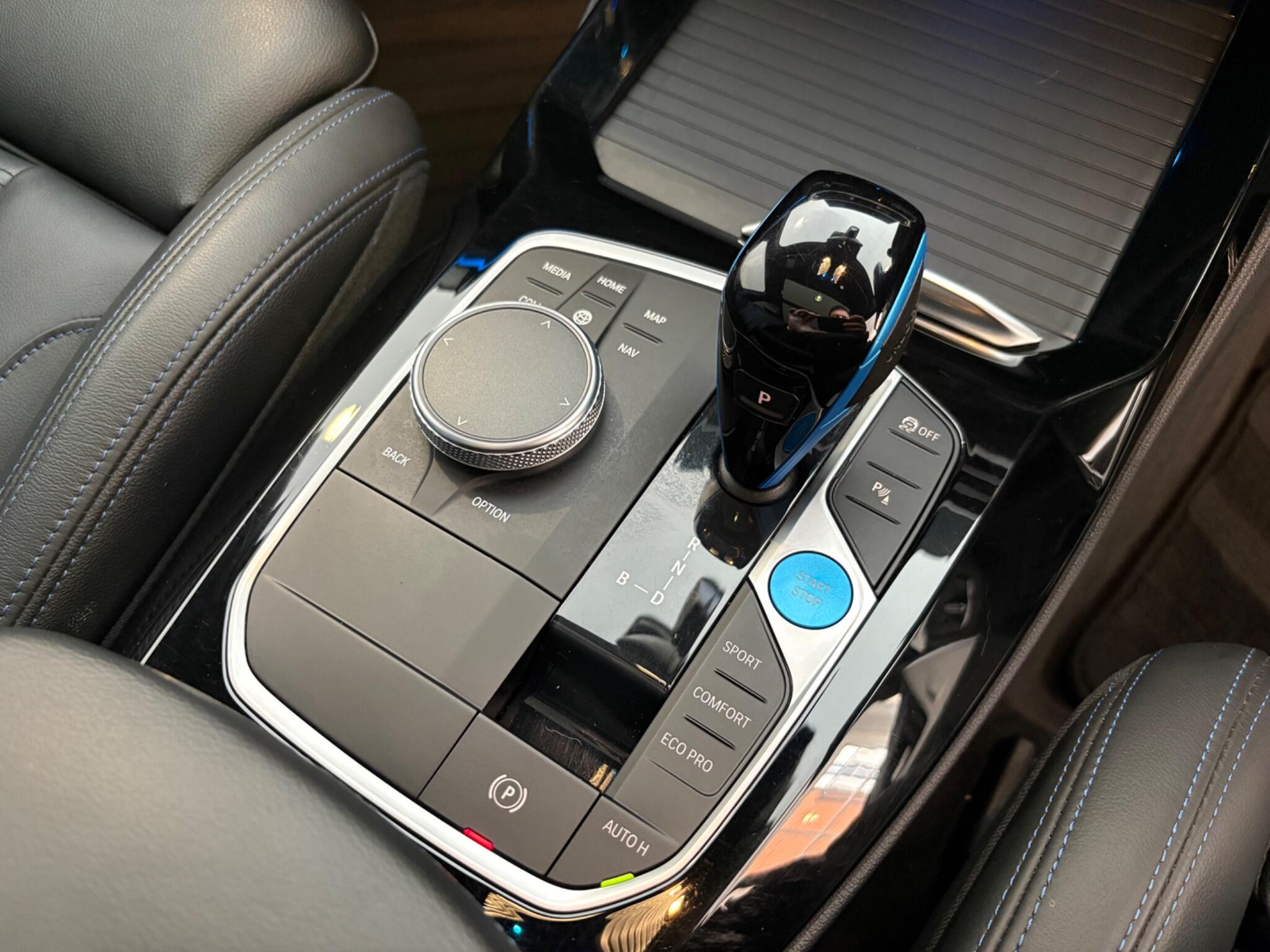 BMW Ix3 view 11