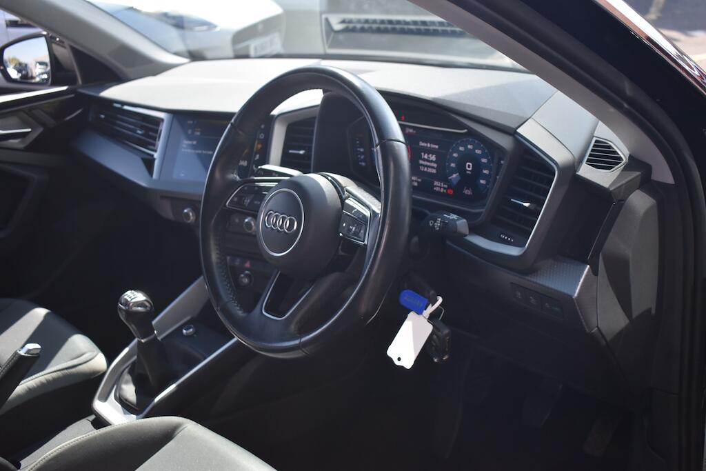 Audi A1 view 26