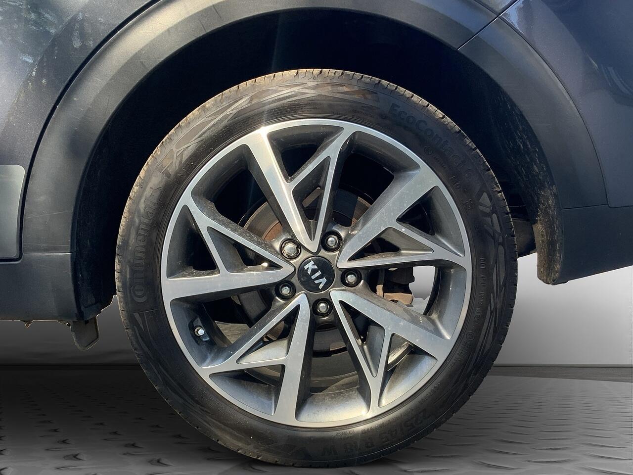 Kia Niro view 23