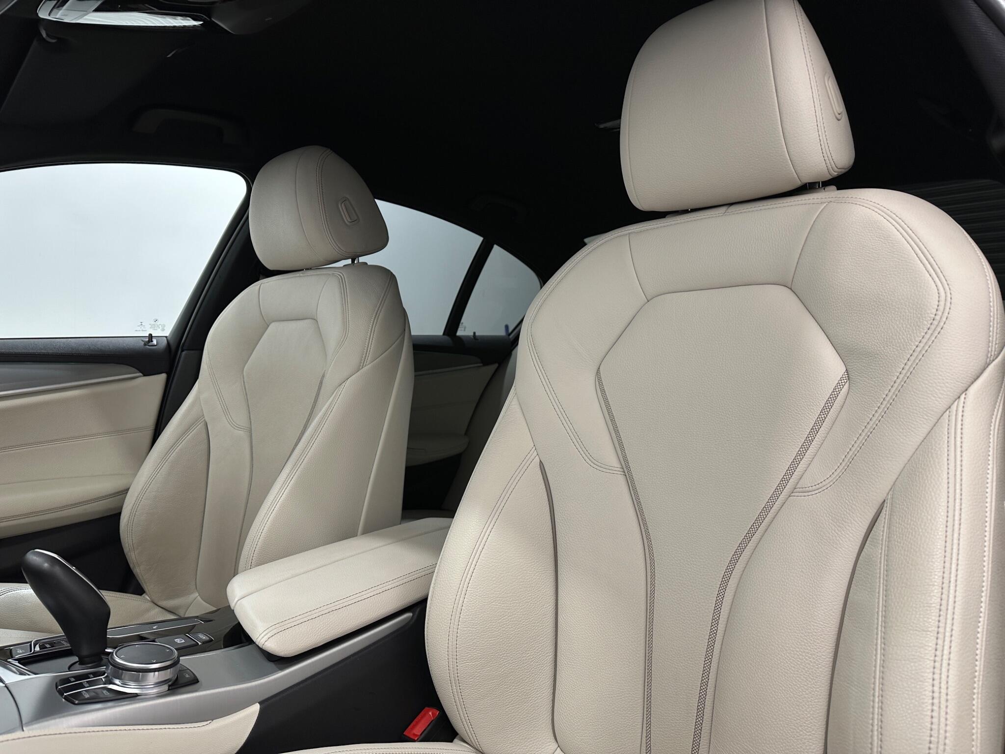 BMW 5 Series view 37