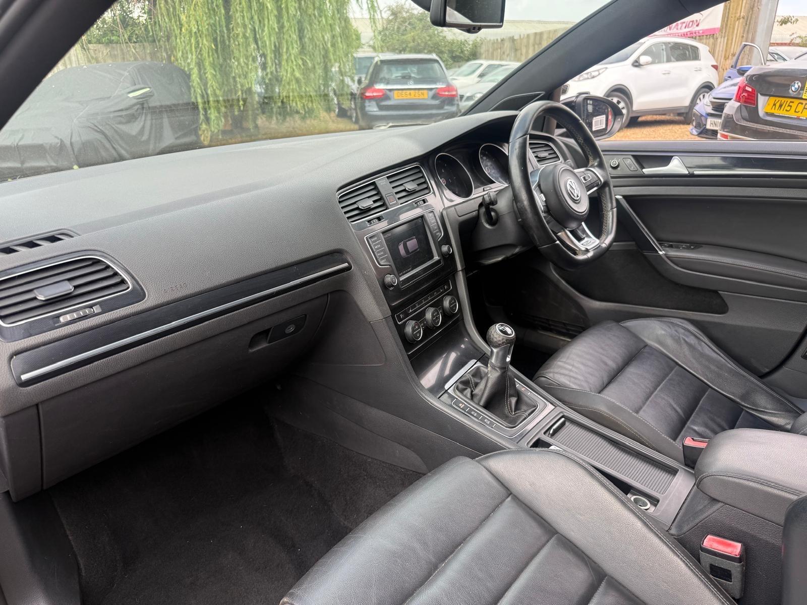 Volkswagen Golf view 33