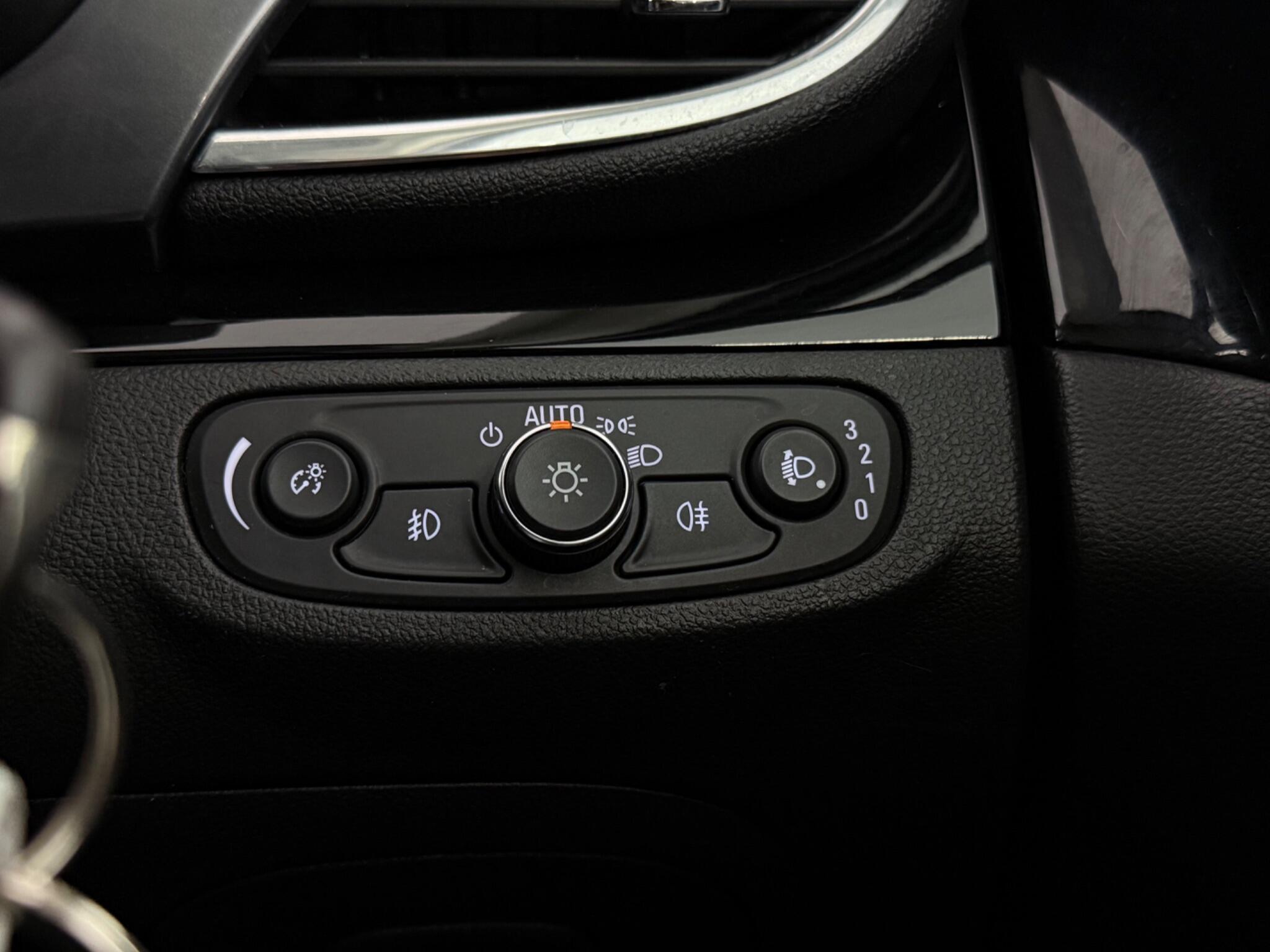 Vauxhall Mokka X view 19