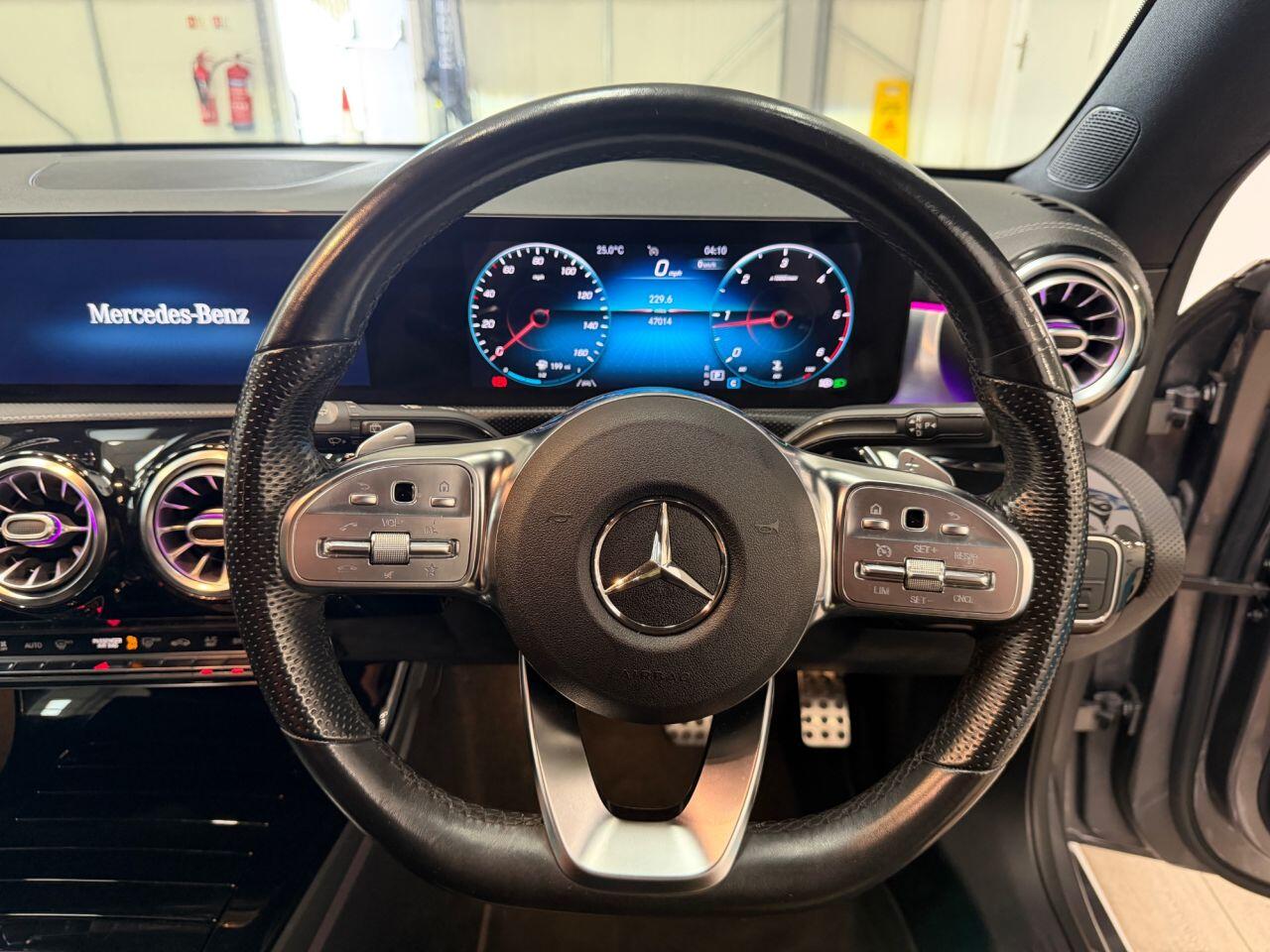 Mercedes-Benz Cla view 18