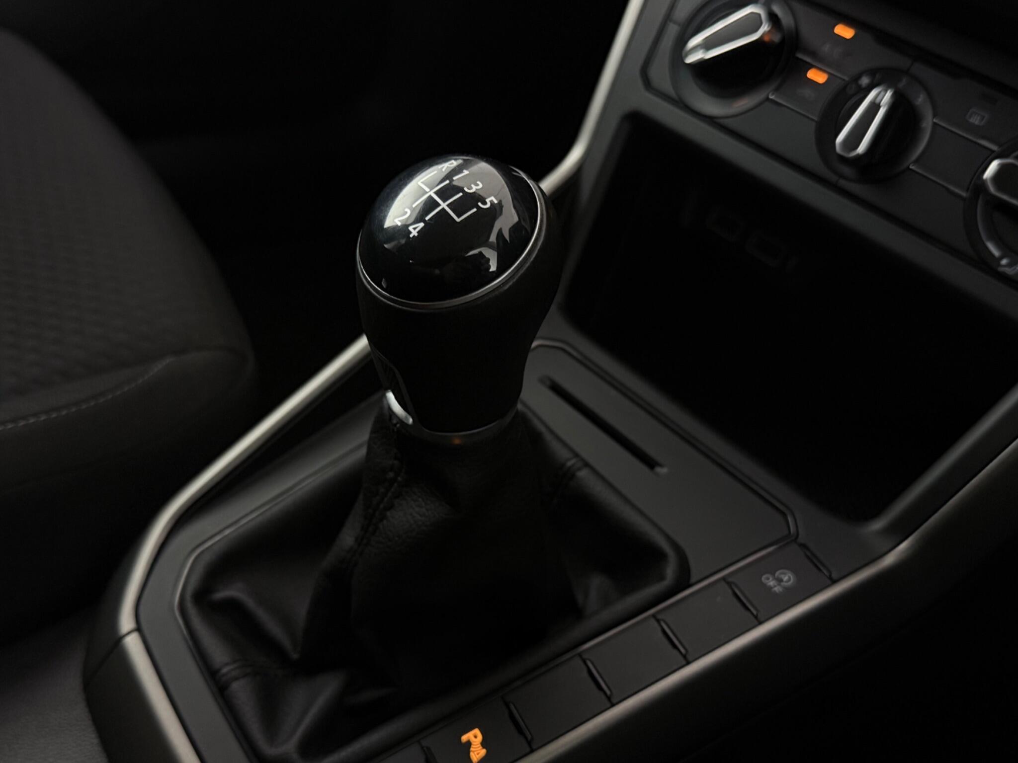 Volkswagen Polo view 29