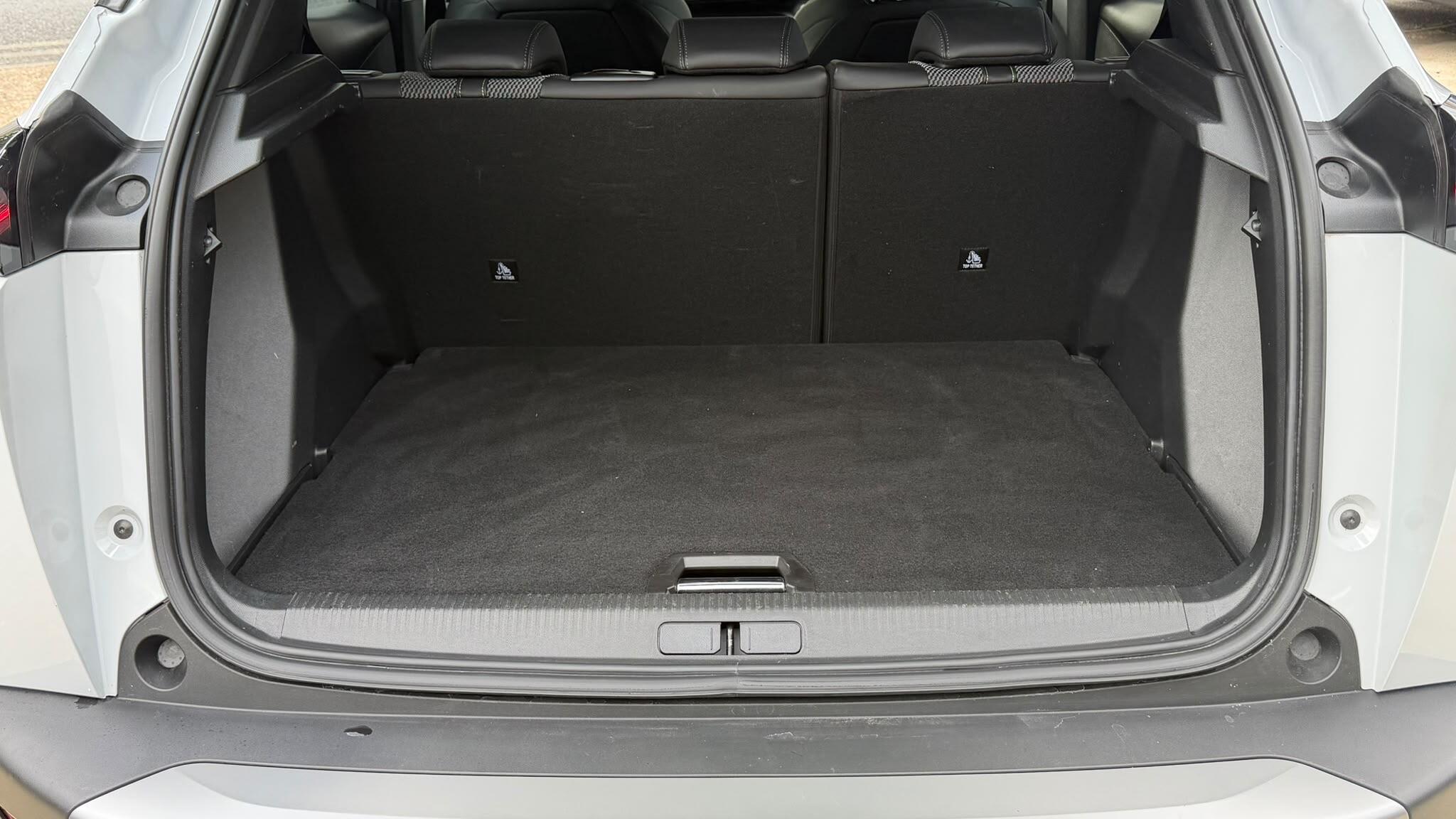Peugeot 2008 view 24