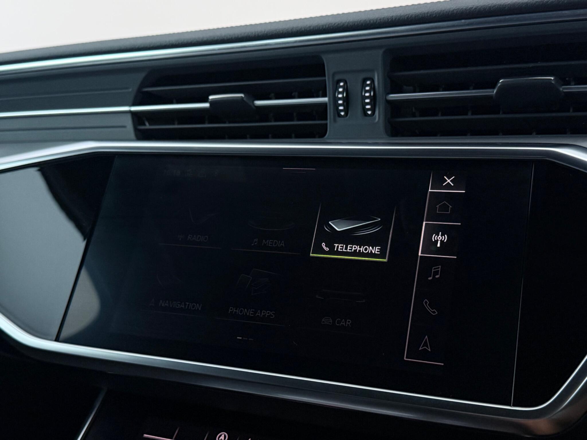 Audi A6 view 23