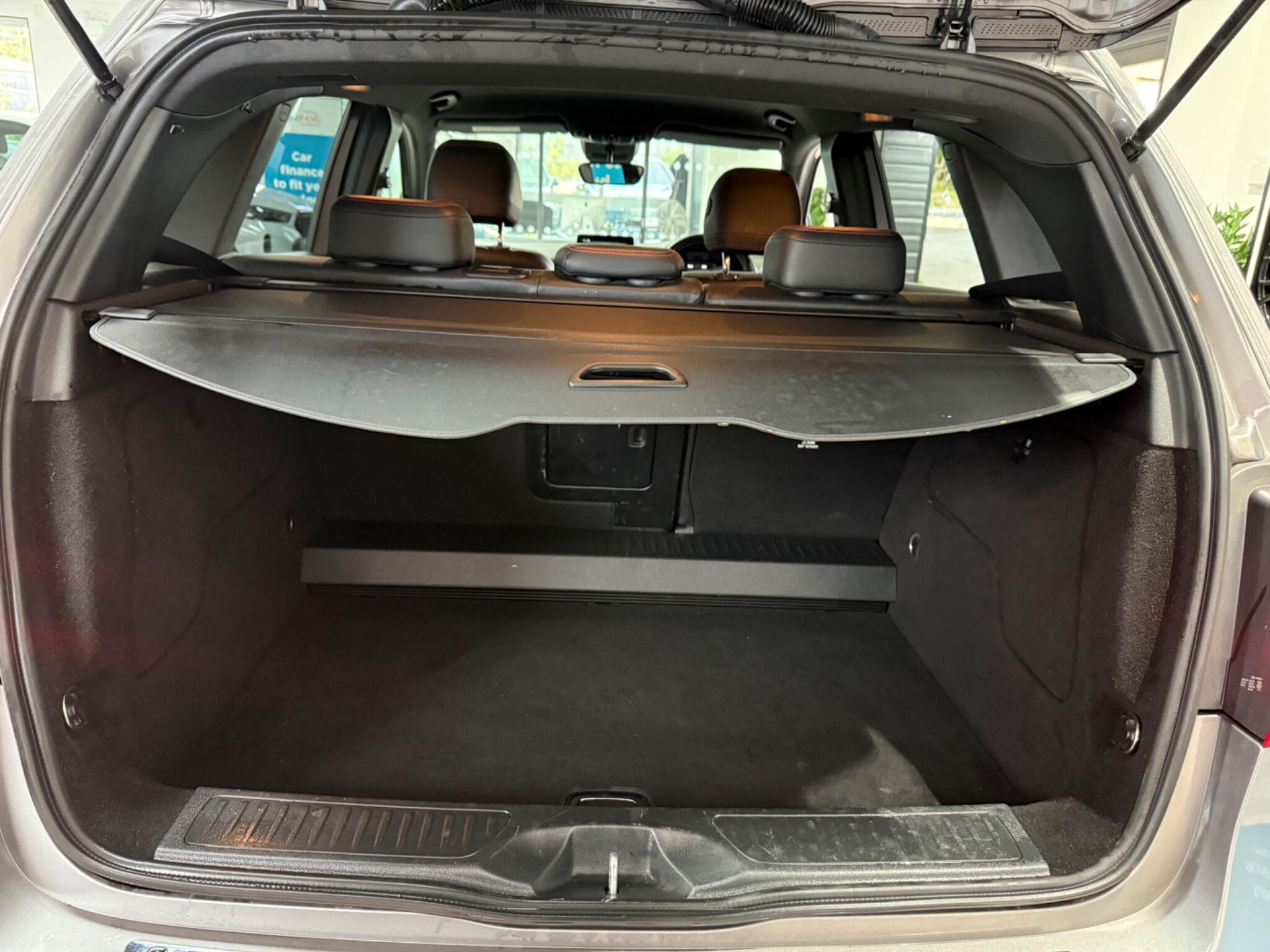 Mercedes-Benz B-Class view 26