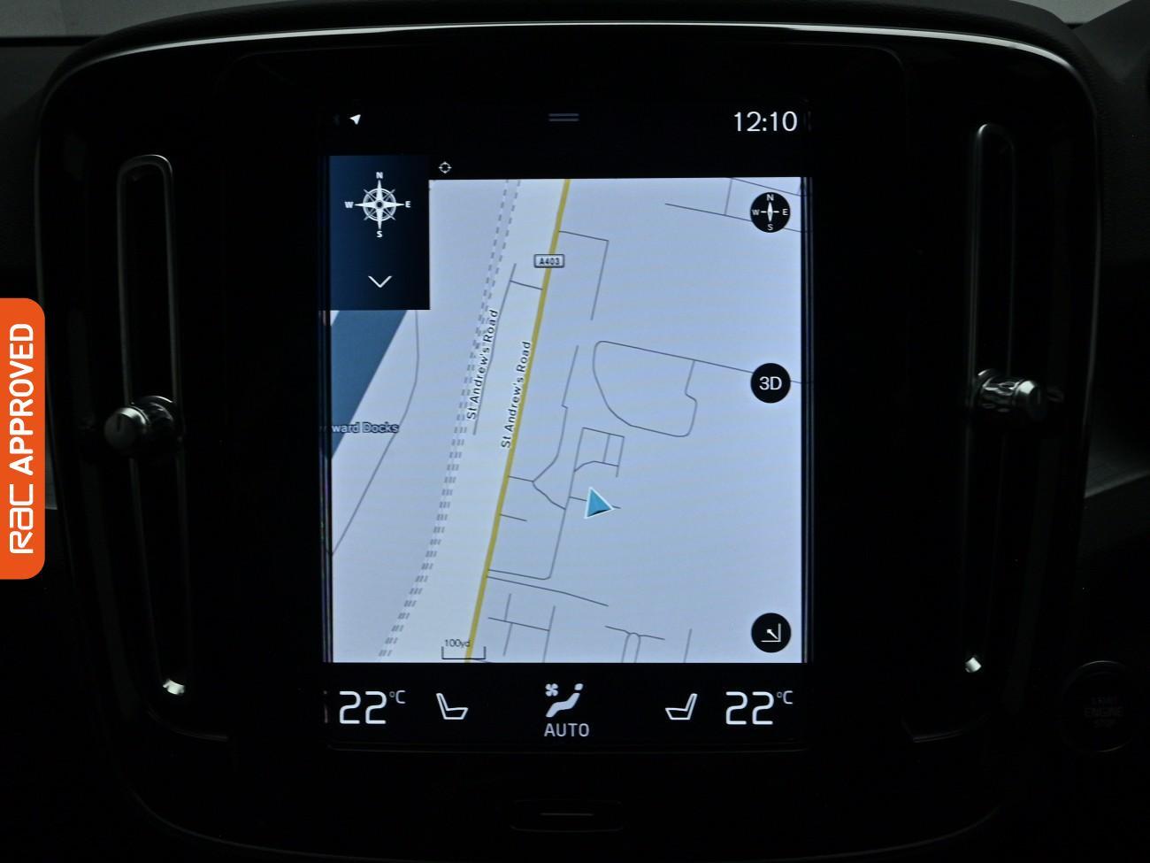 Volvo XC40 view 22