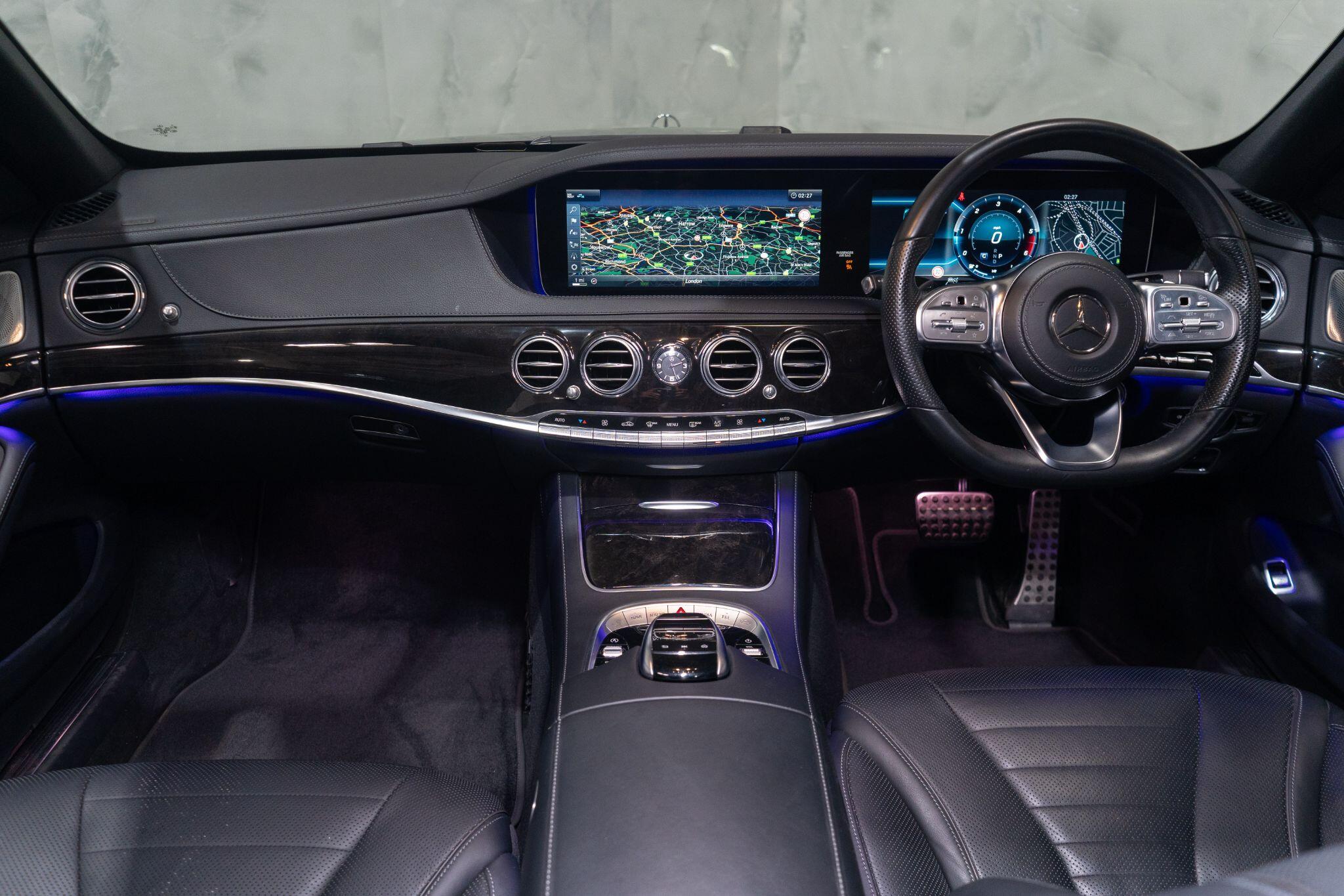 Mercedes-Benz S-Class view 11