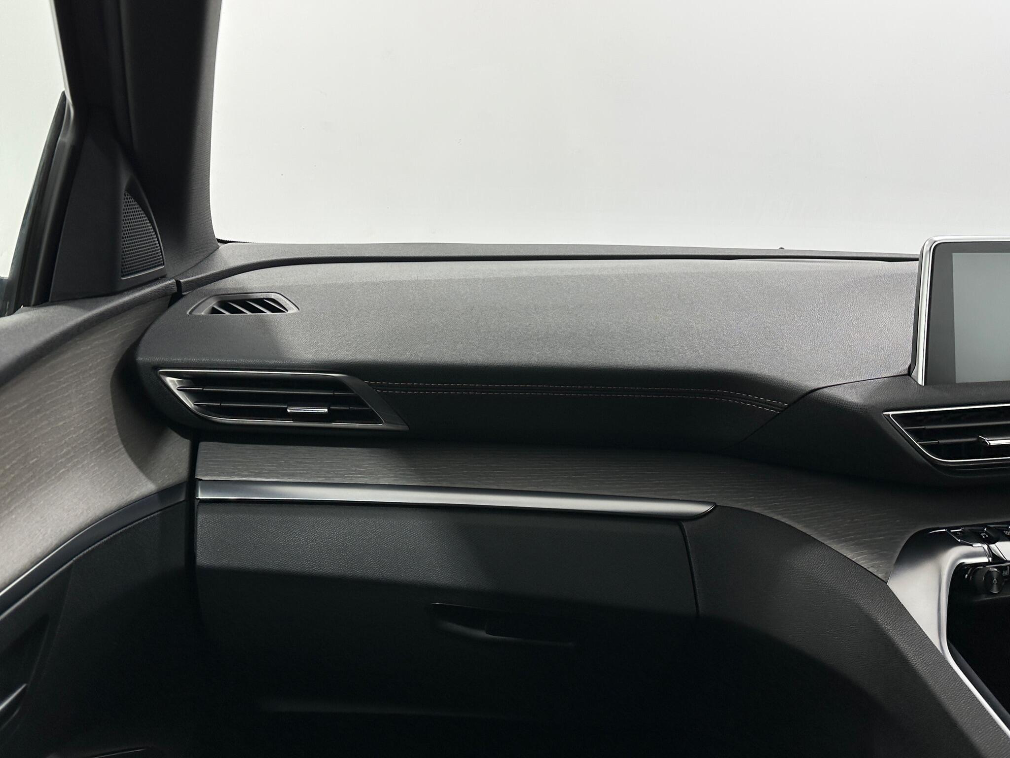 Peugeot 3008 view 29