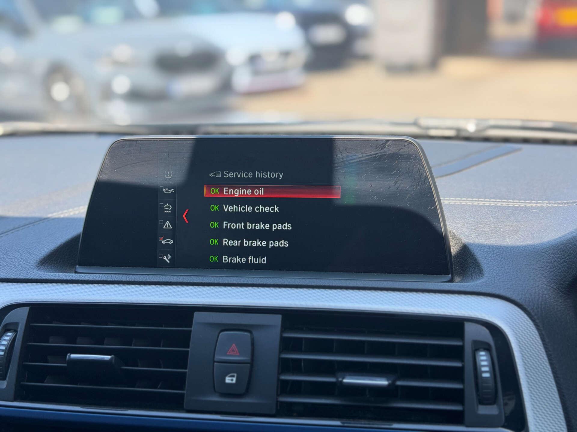 BMW 1 Series view 25