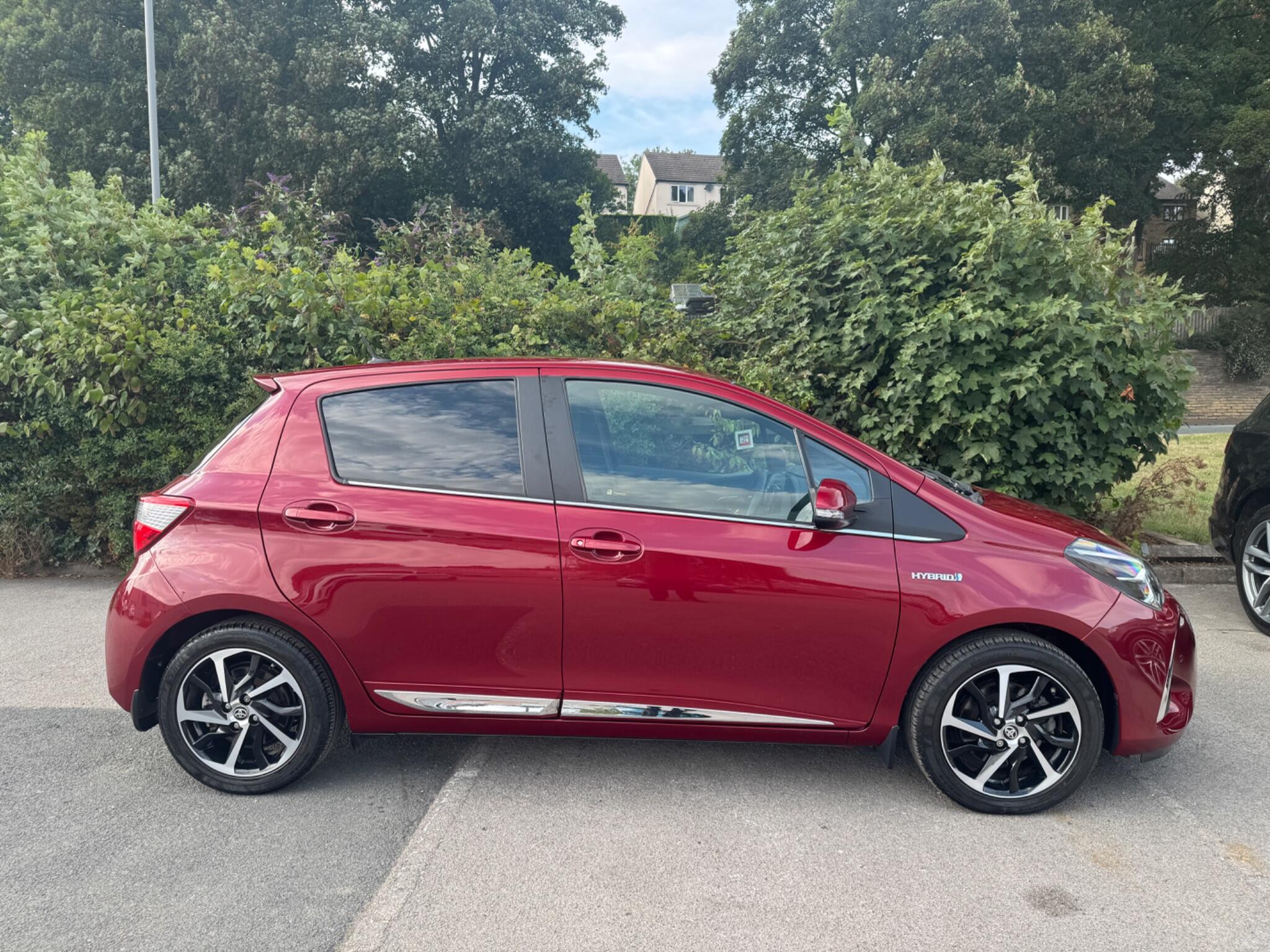 Toyota Yaris view 4