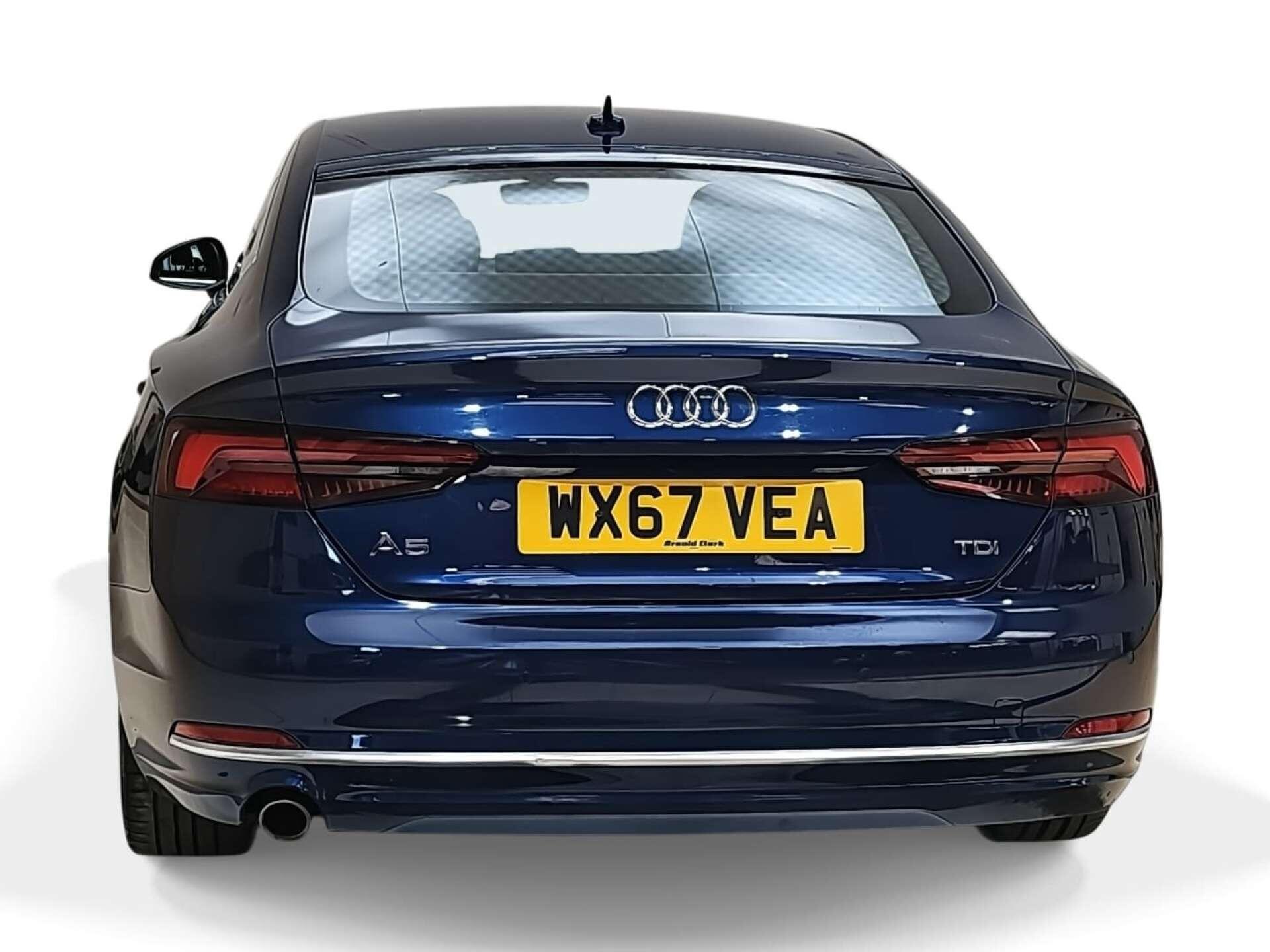 Audi A5 view 4