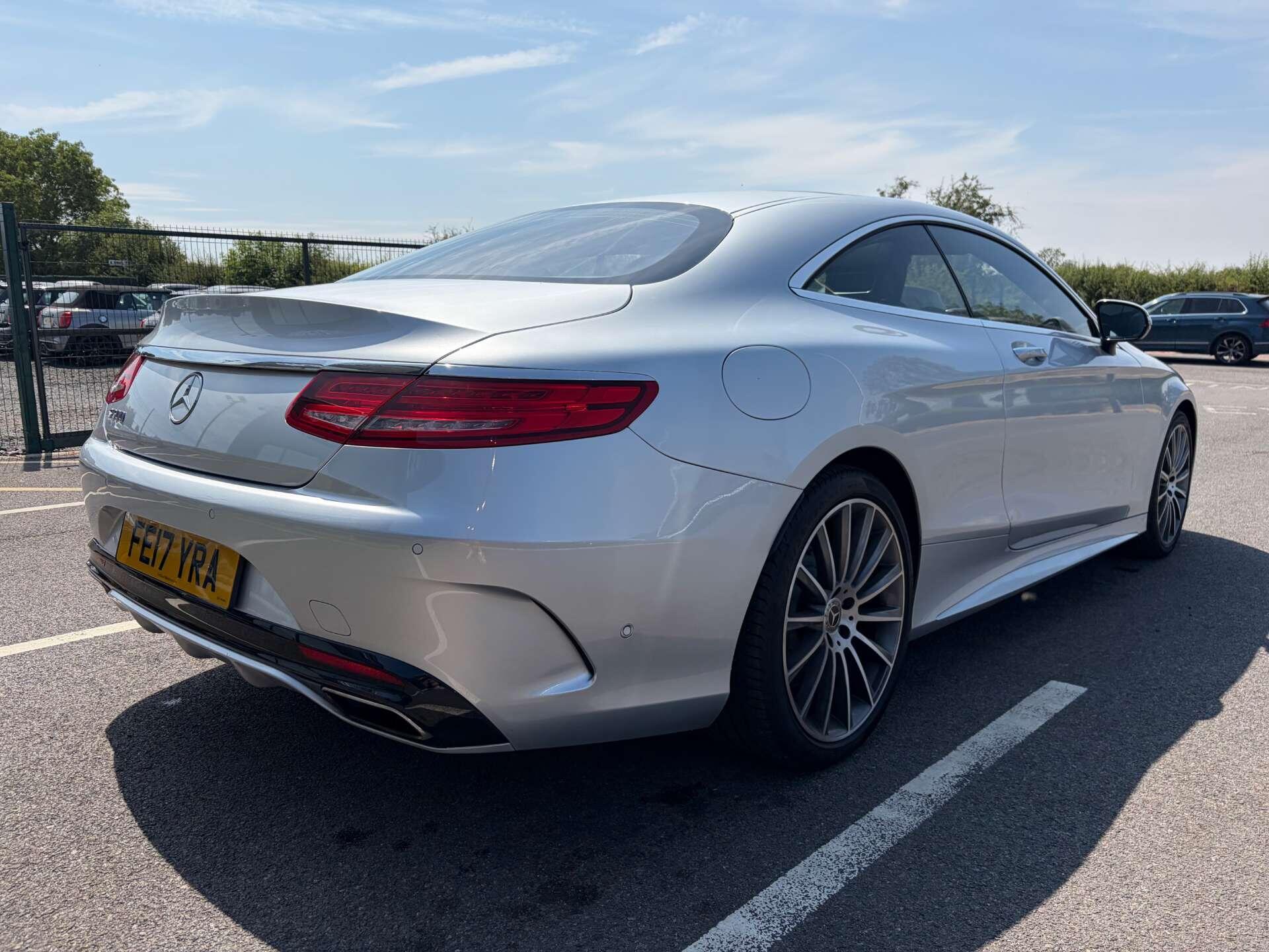 Mercedes-Benz S Class view 8