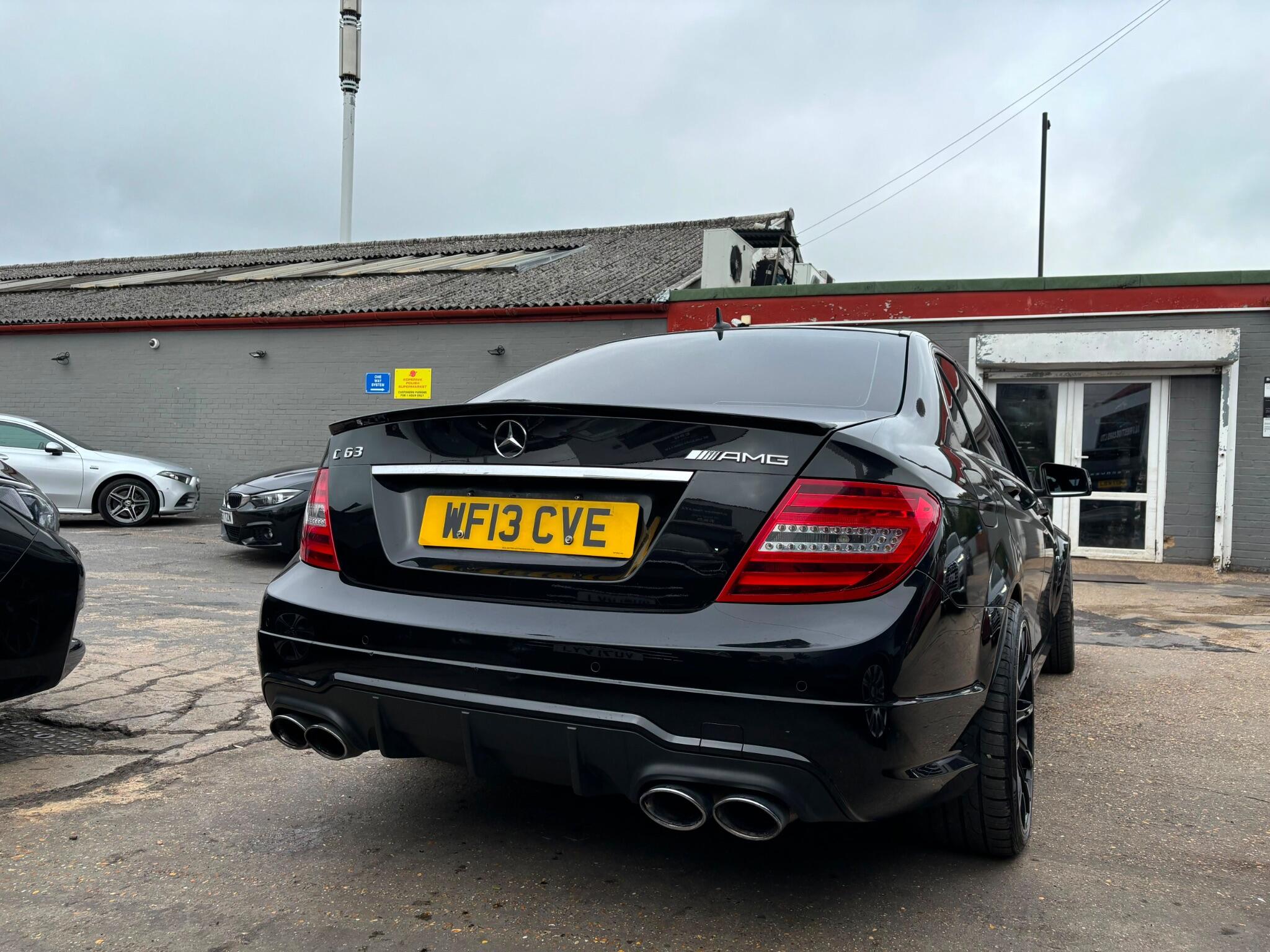 Mercedes-Benz C-Class view 7
