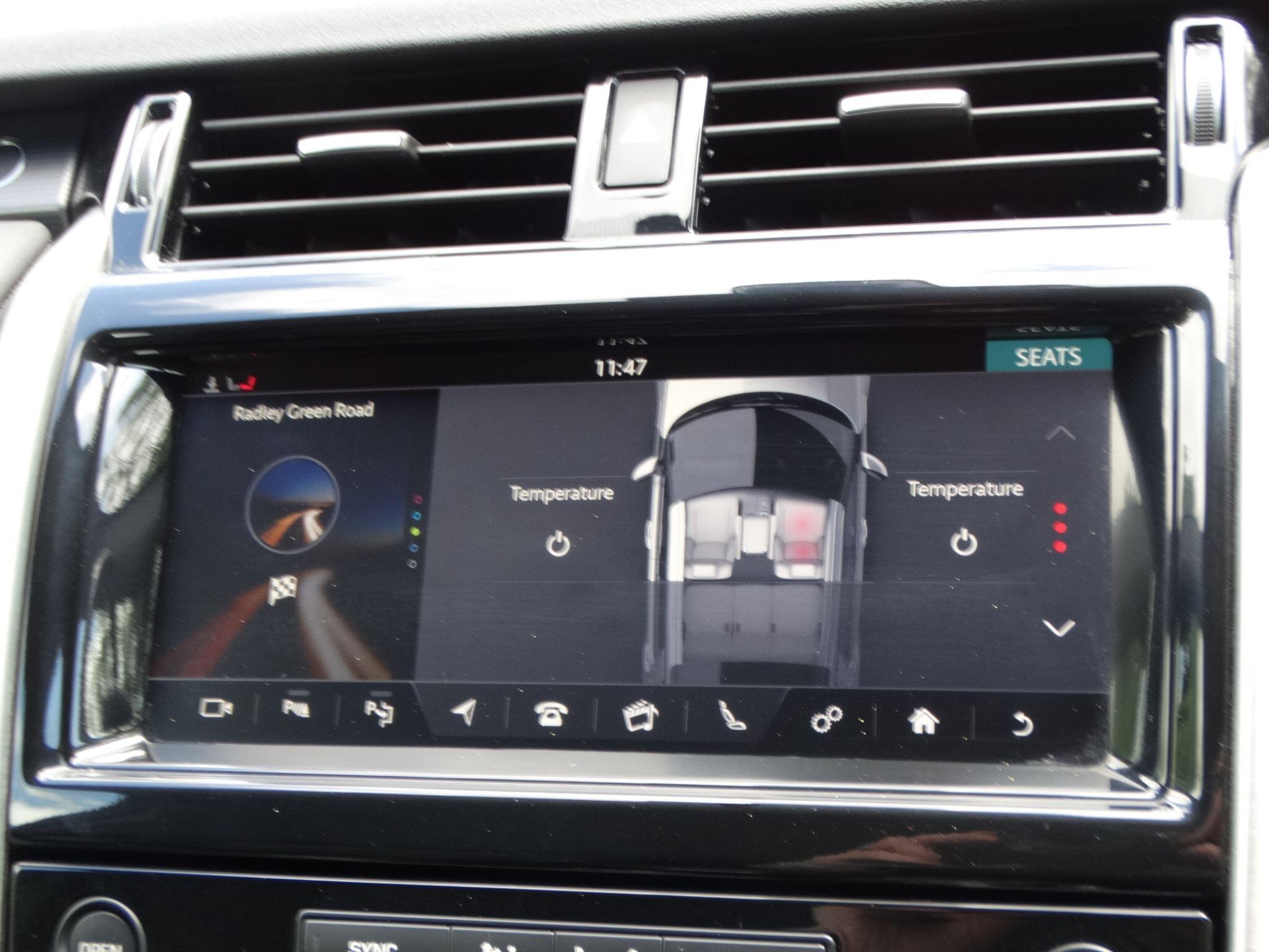 Land Rover Discovery 3 view 31