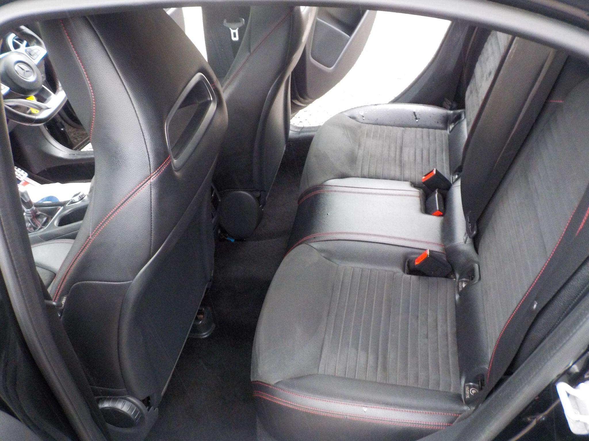 Mercedes-Benz A Class 2.1 A200d AMG Line Euro 6 (s/s) 5dr