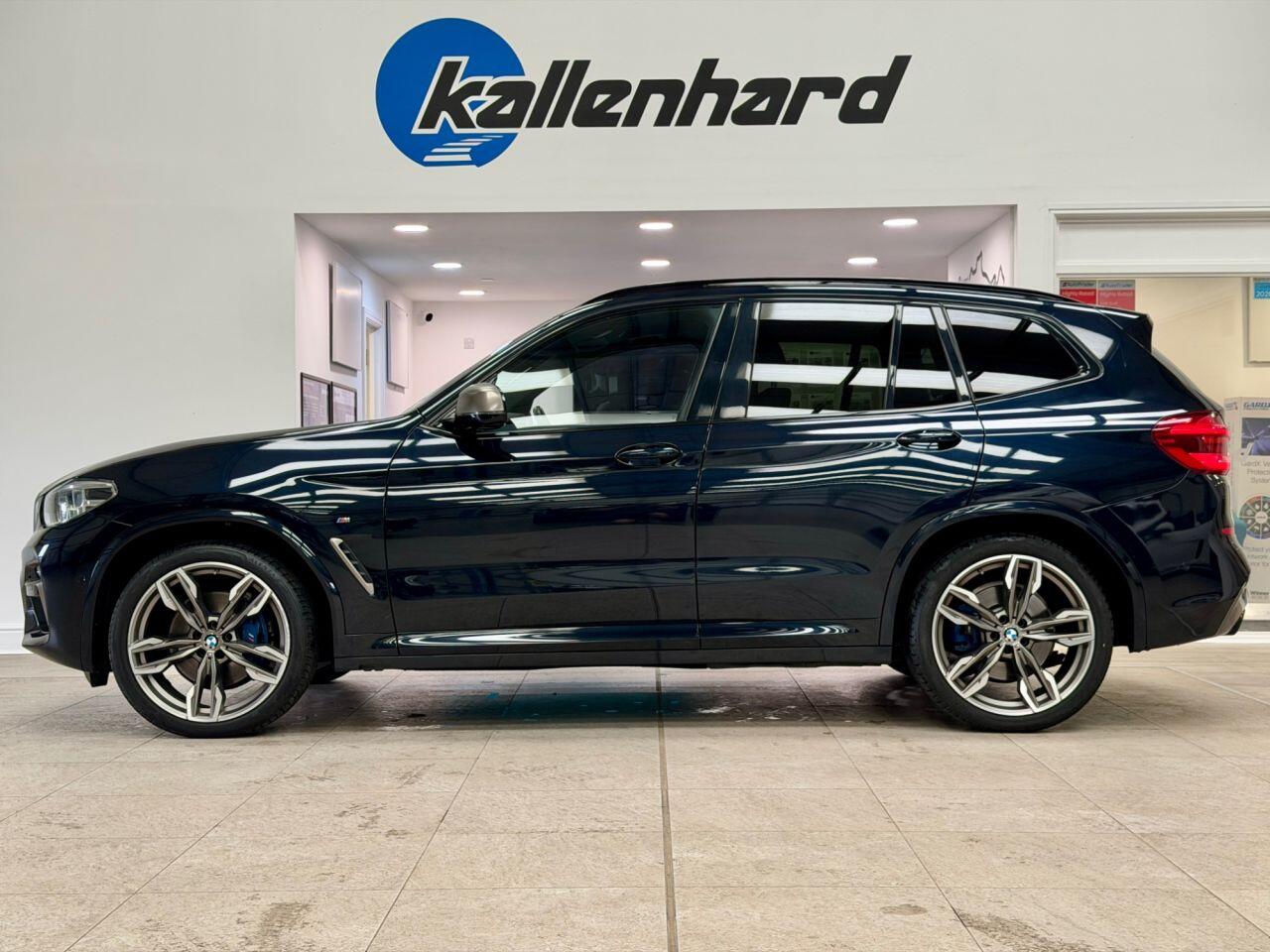 BMW X3 view 2