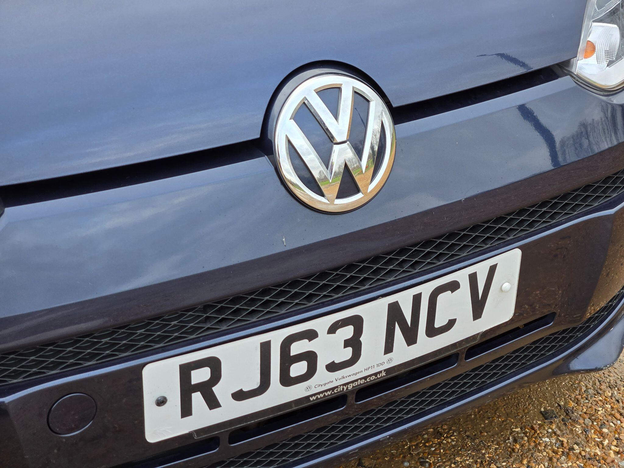 2013 Volkswagen up! 1.0 Move up! ASG Euro 5 5dr • 45,000 miles image 44
