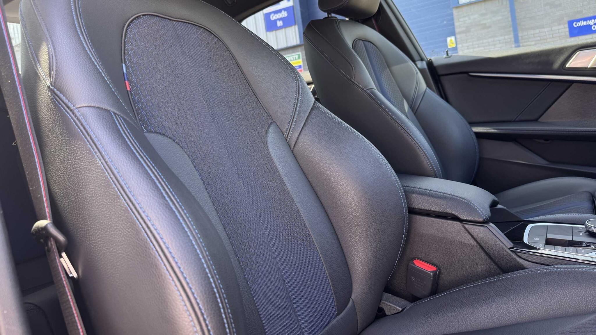 BMW 2 Series view 12