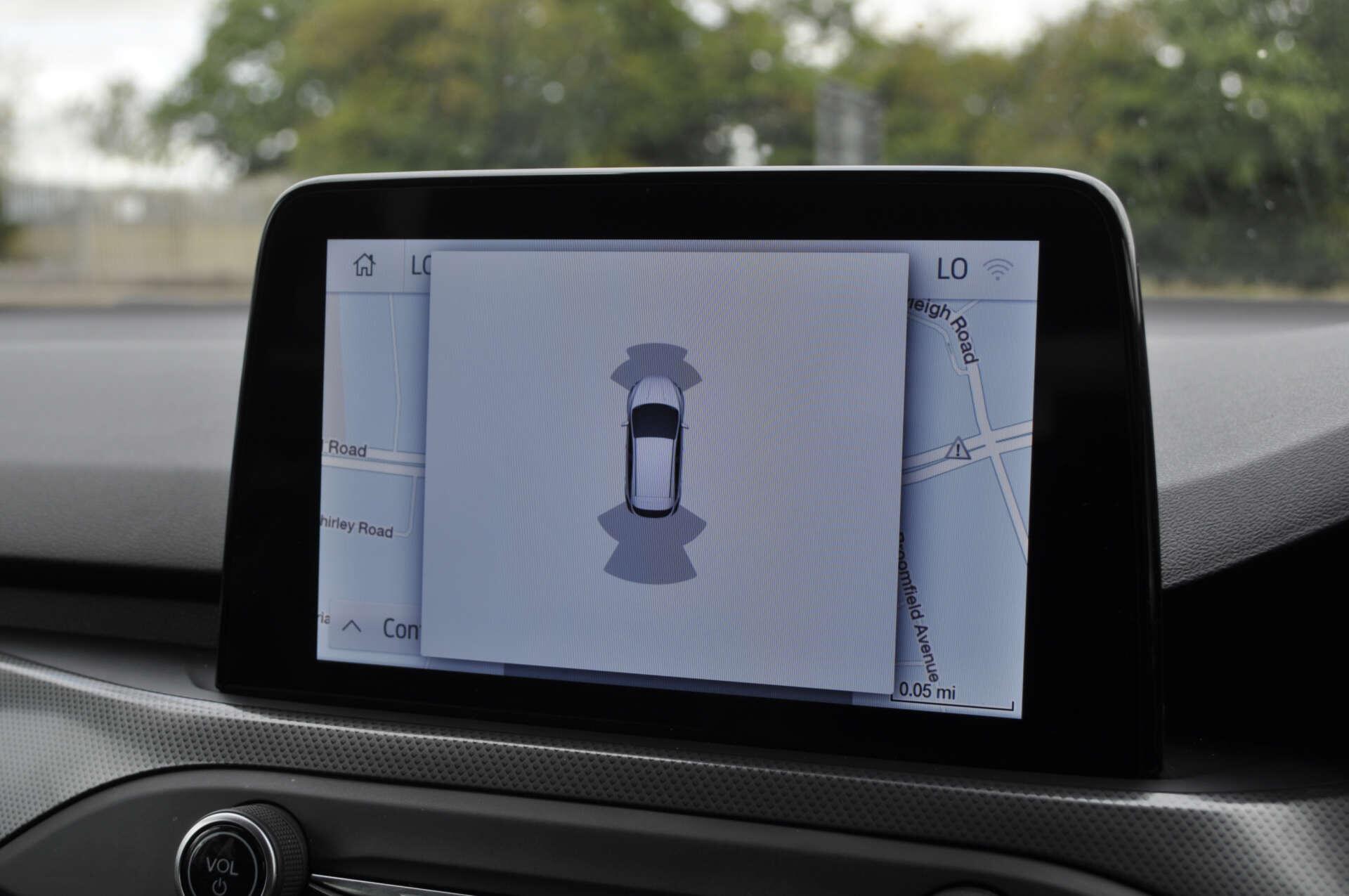 Ford Focus view 19