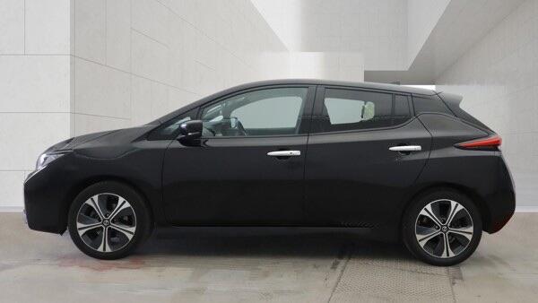 Nissan Leaf view 7