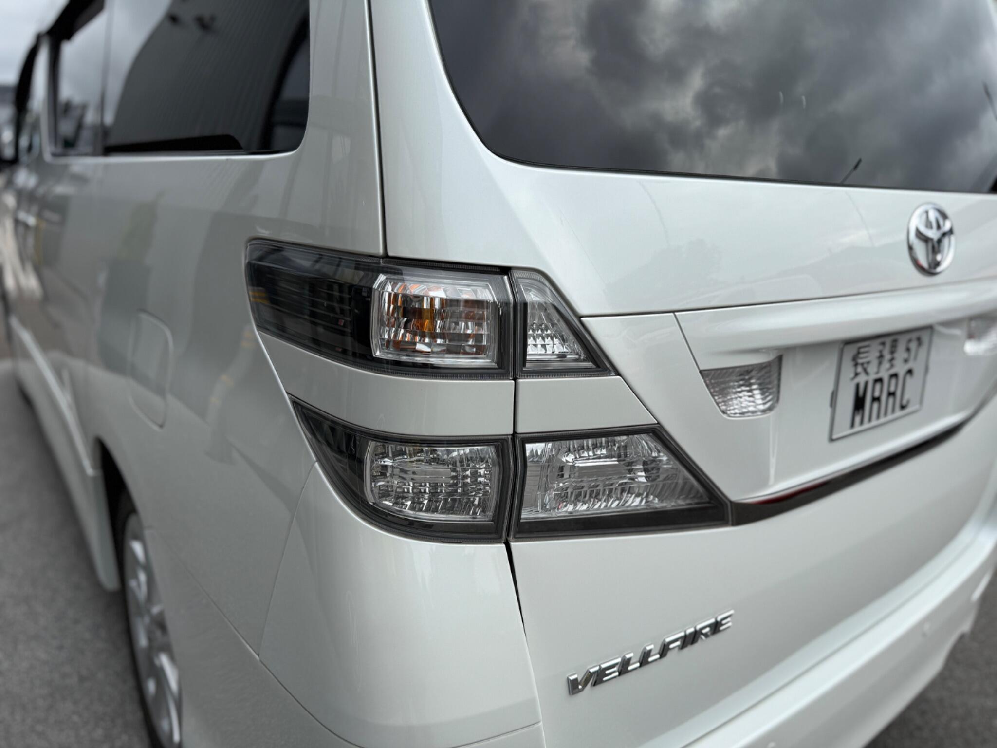 Toyota Vellfire view 27