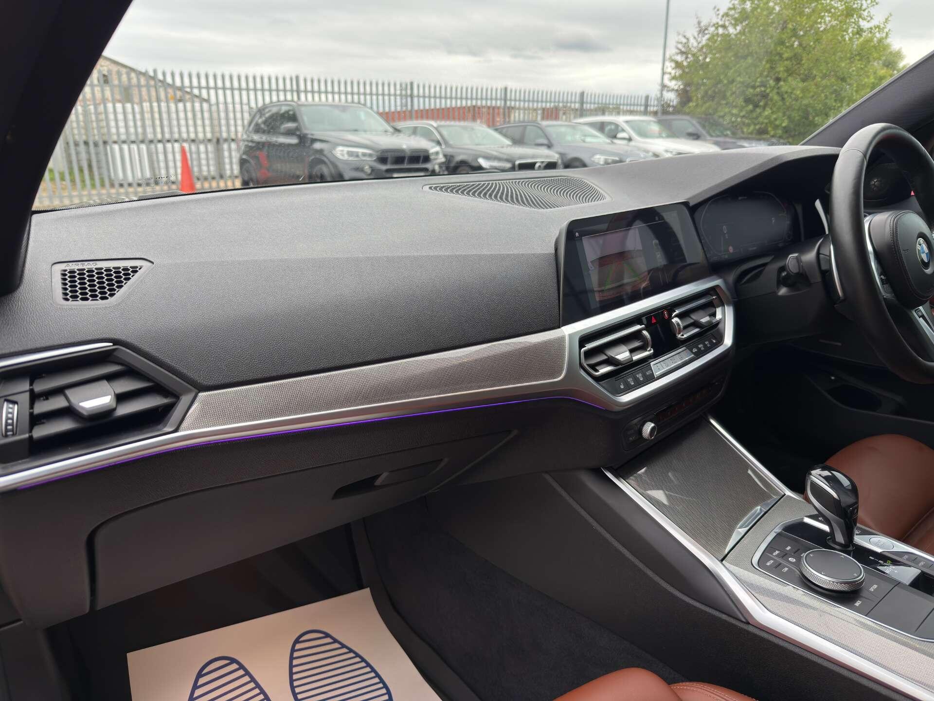 BMW 3 Series view 57