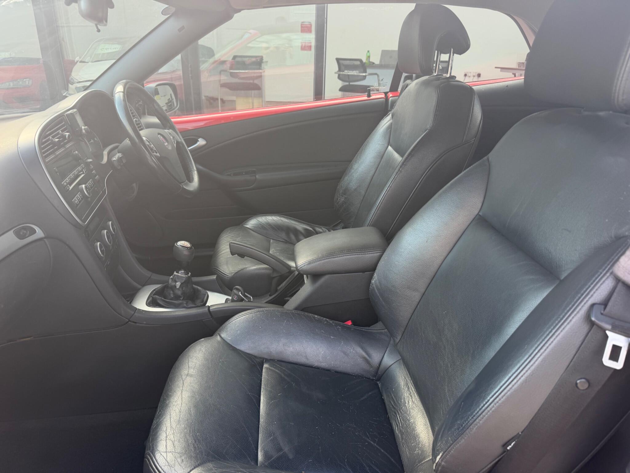 Saab 9-3 view 18