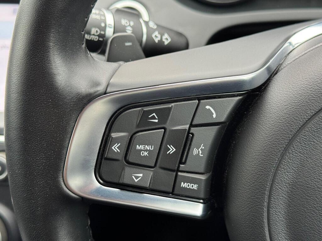 Jaguar E-Pace view 26