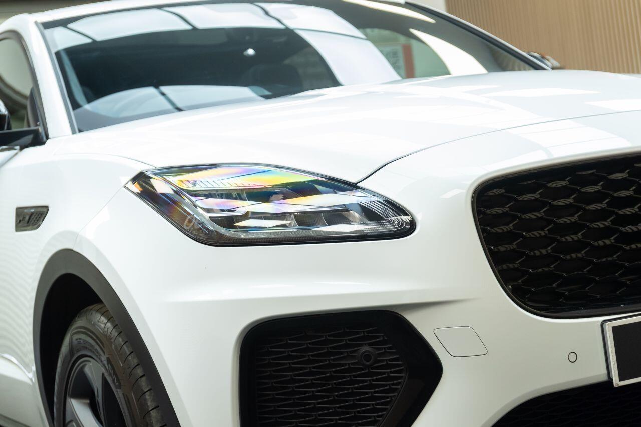 Jaguar E-Pace view 47
