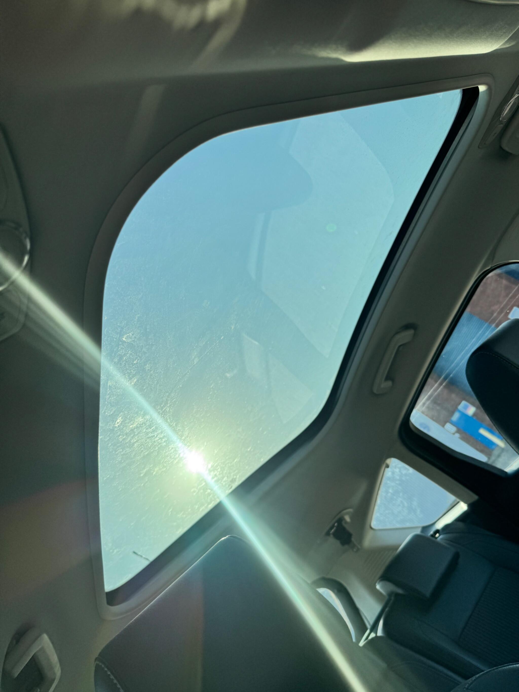 Ford C-Max view 42