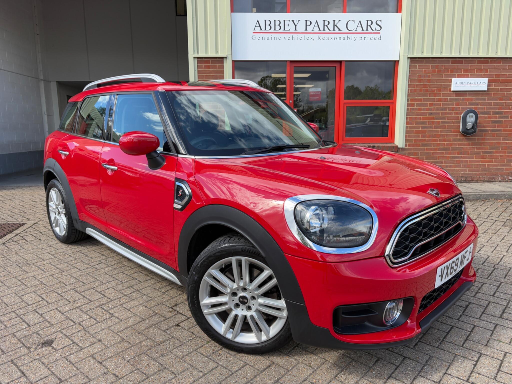 2019 Mini Countryman in Red for sale
