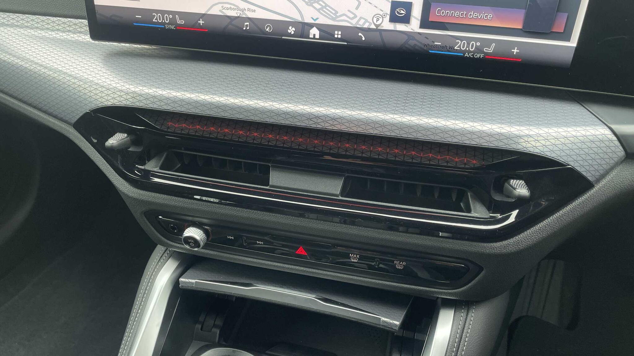 BMW 4 Series view 14