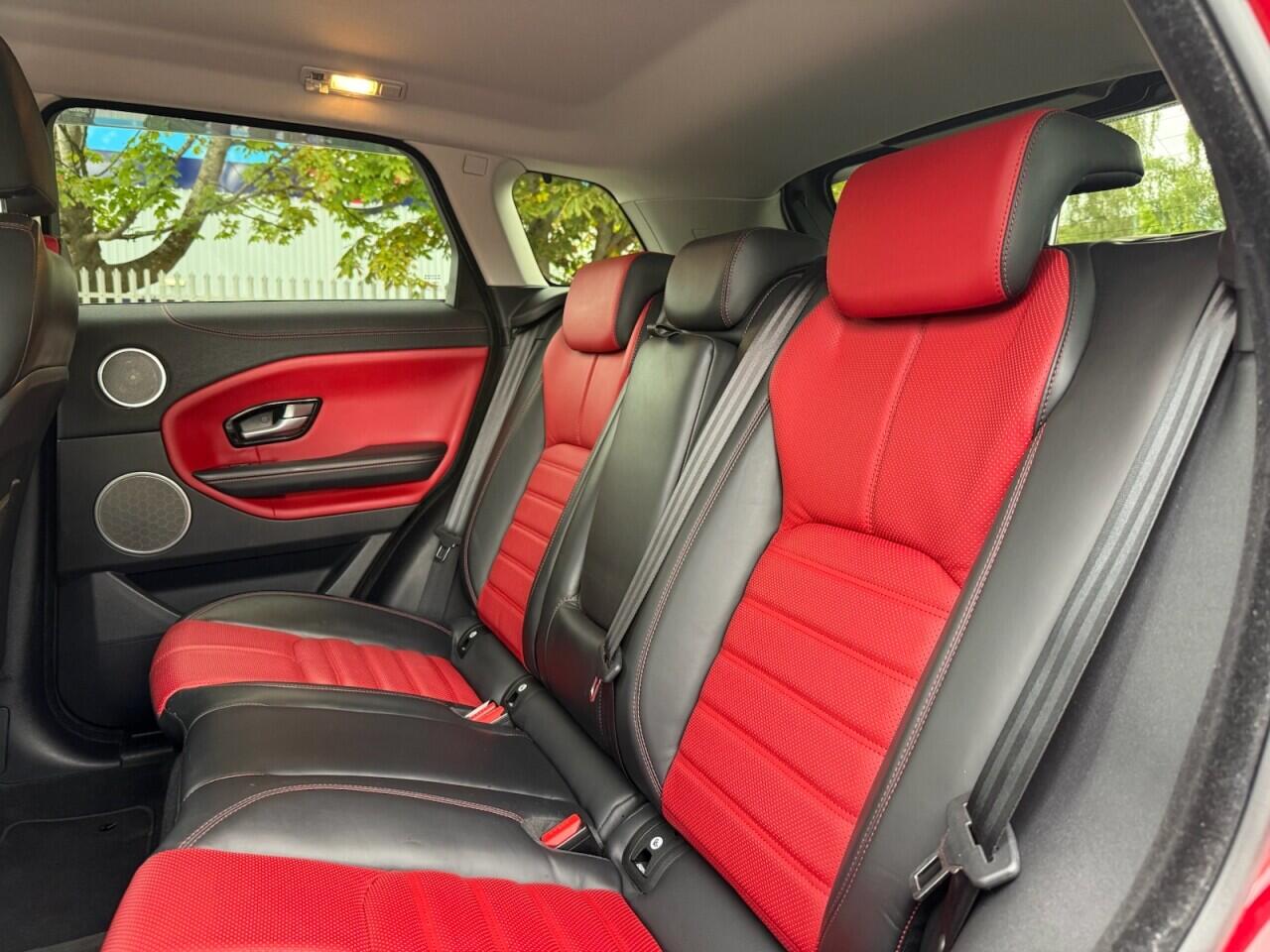 Land Rover Range Rover Evoque view 33