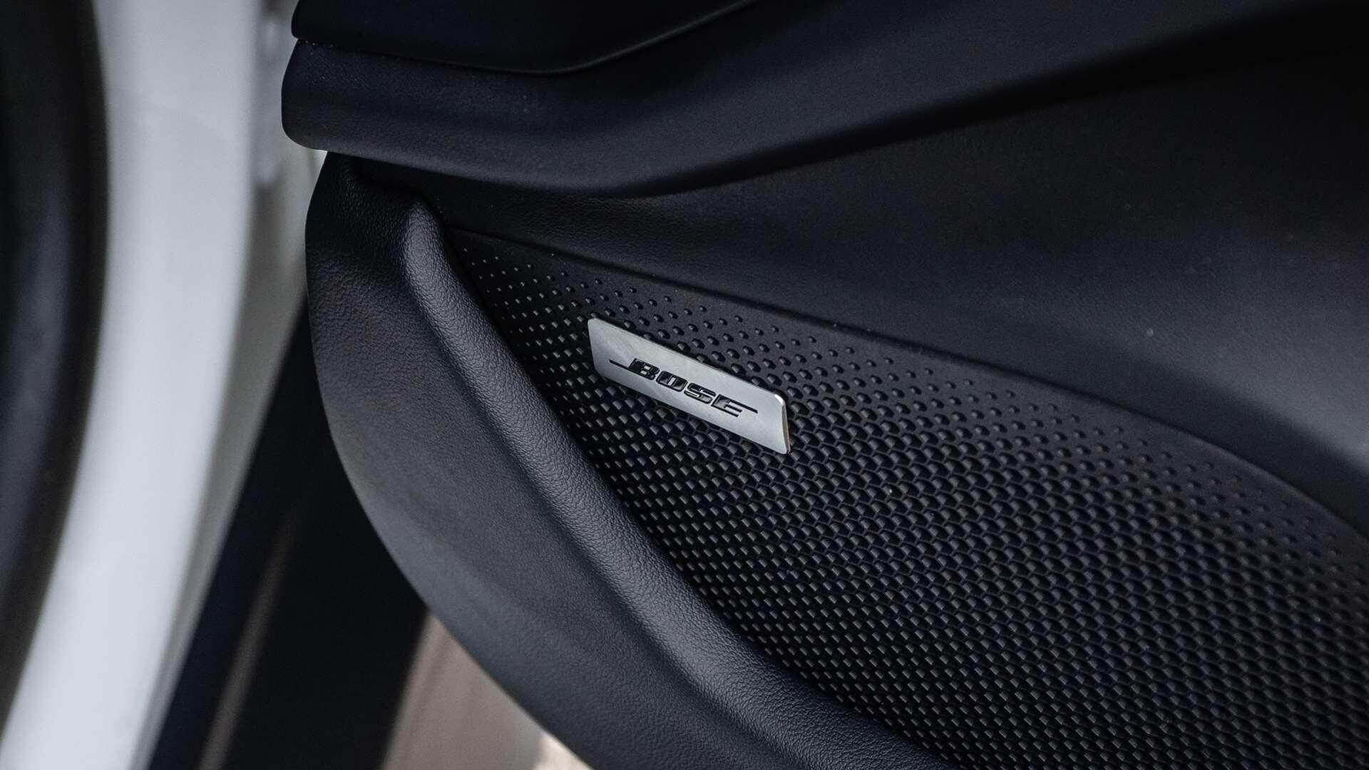 Porsche Taycan view 25