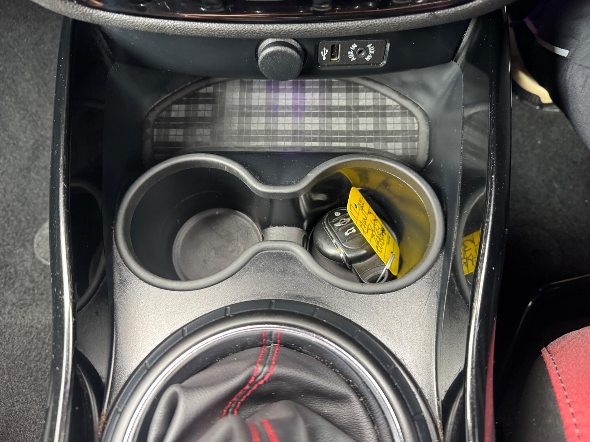 Mini Clubman view 30
