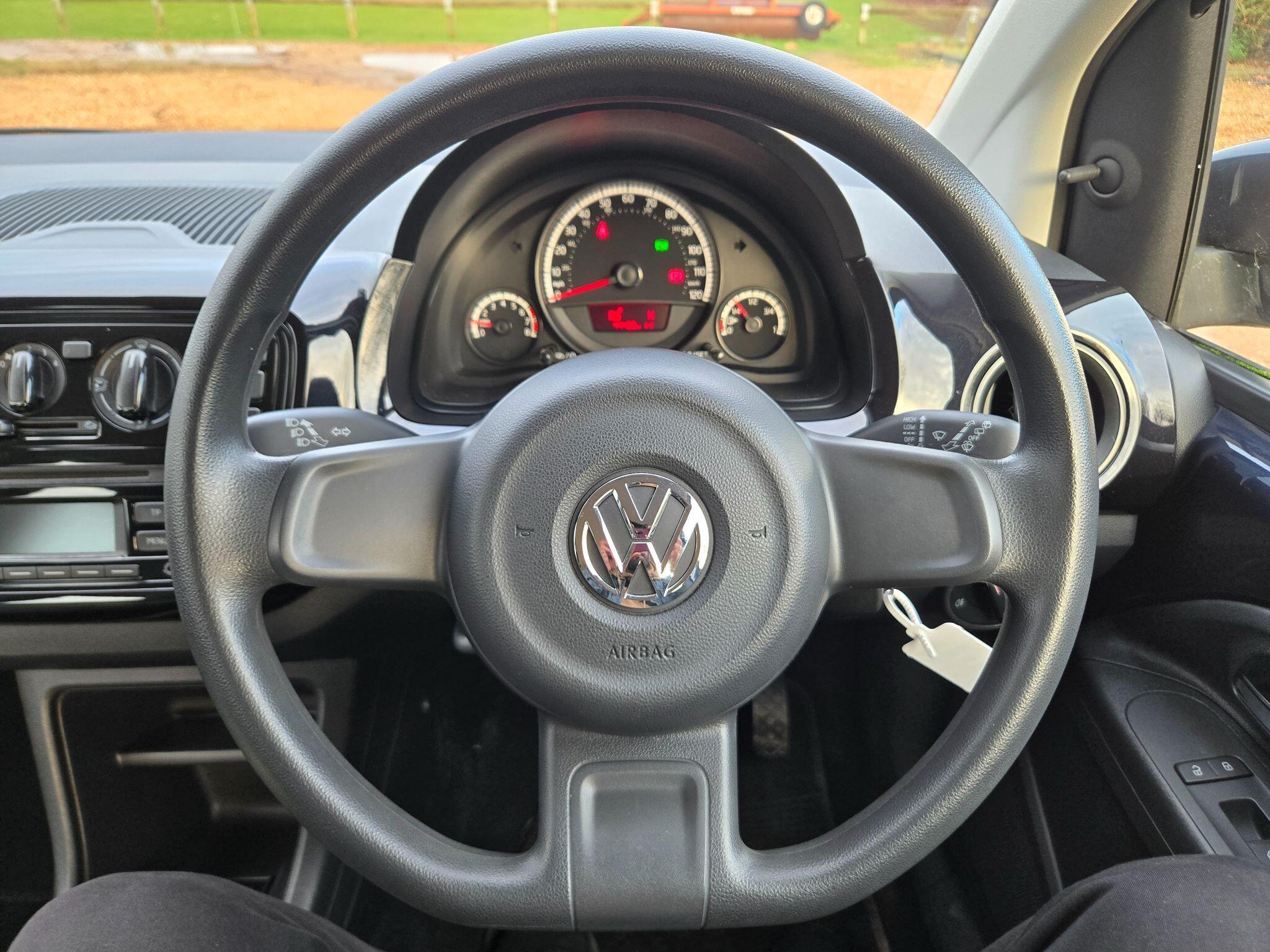 2013 Volkswagen up! 1.0 Move up! ASG Euro 5 5dr • 45,000 miles image 39