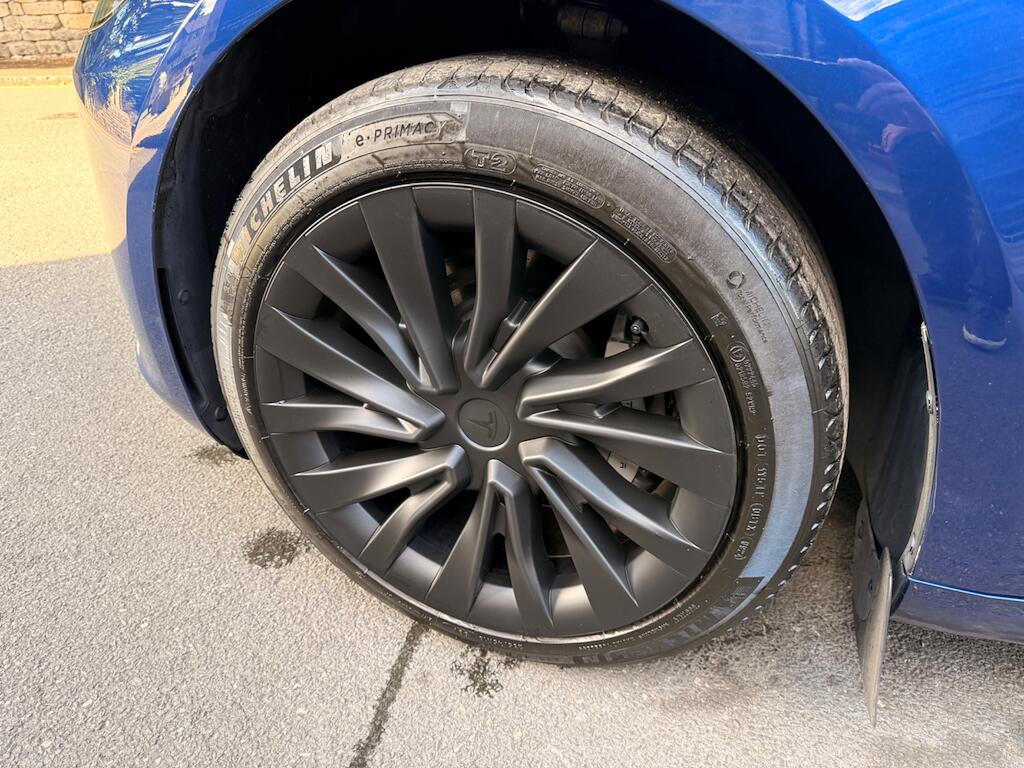 Tesla Model 3 view 19