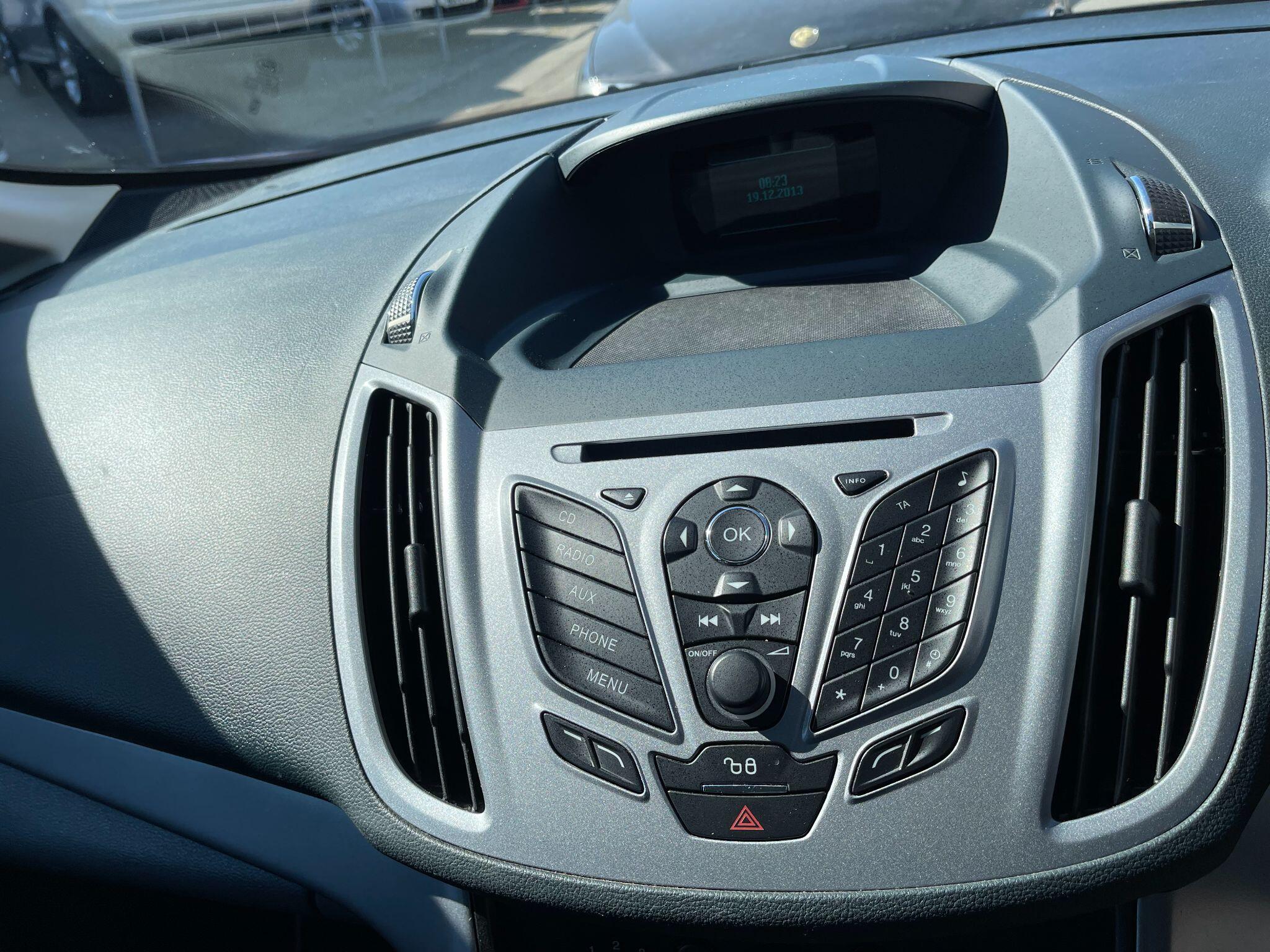 Ford C-Max view 34