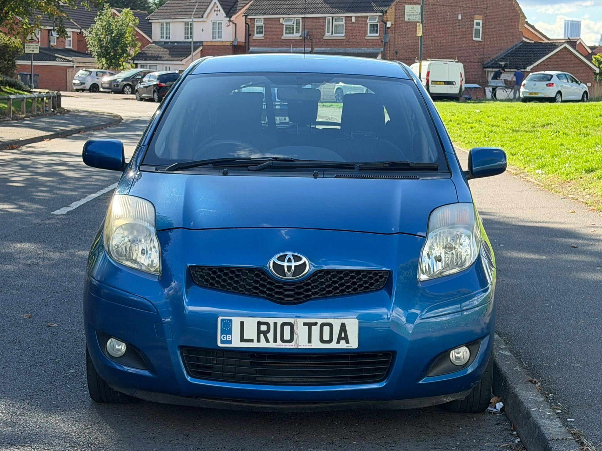 Toyota Yaris view 13