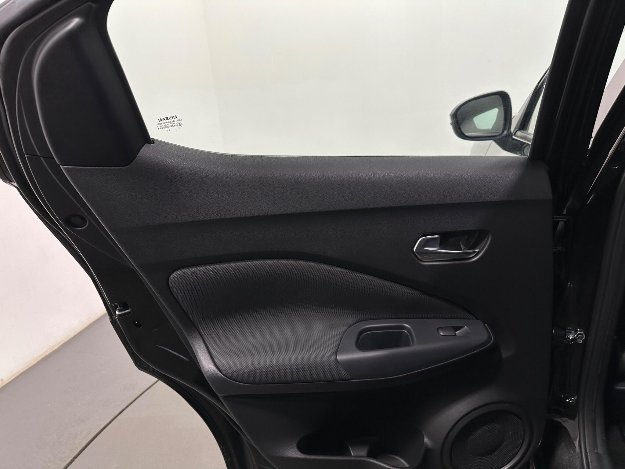 Nissan Juke view 37