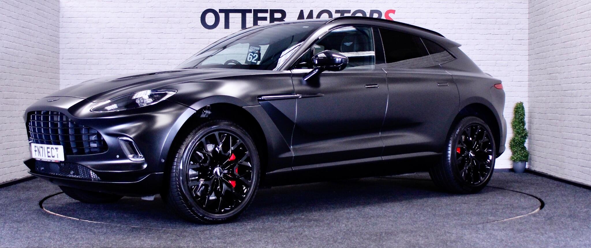Aston Martin DBX