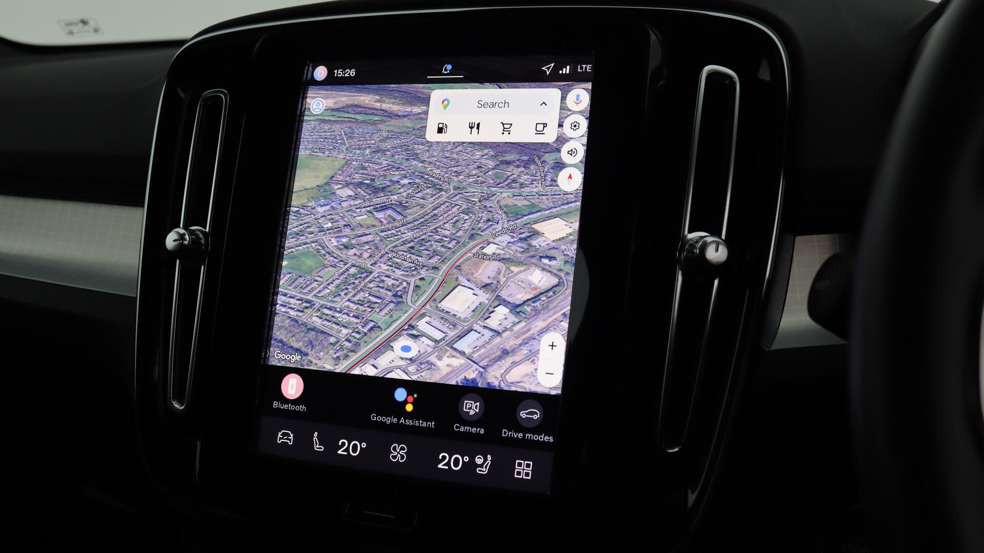 Volvo XC40 view 16
