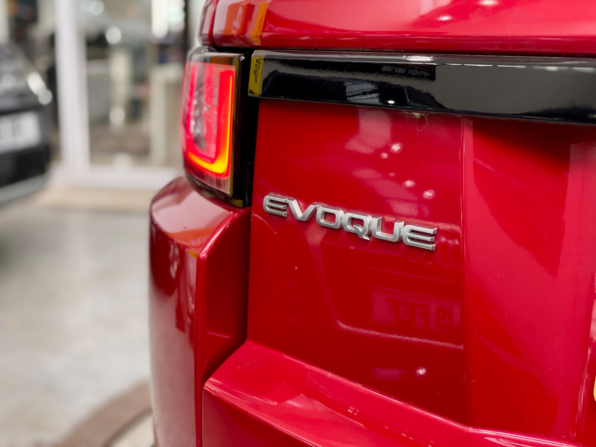 Land Rover Range Rover Evoque view 24