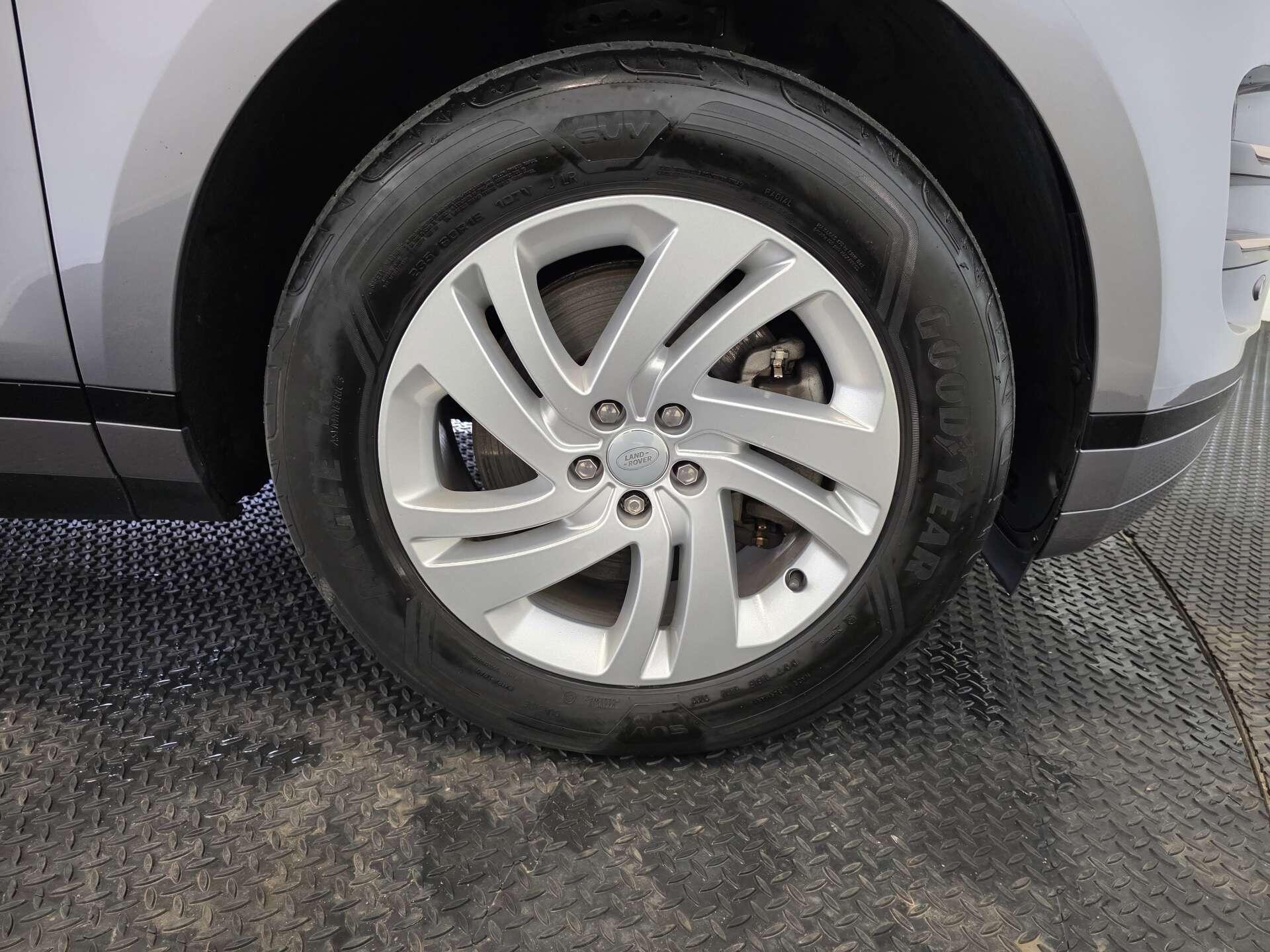 Land Rover Range Rover Evoque view 62