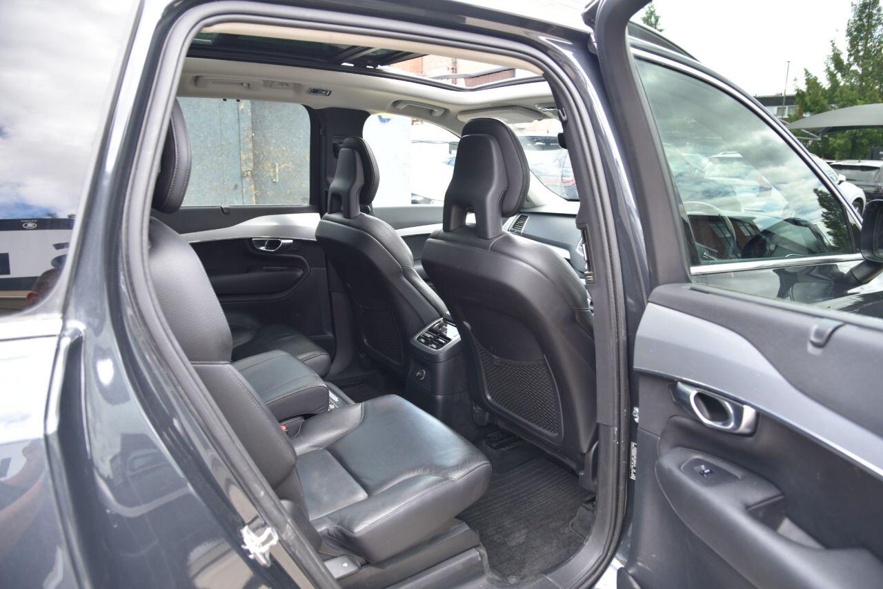 Volvo XC90 view 25