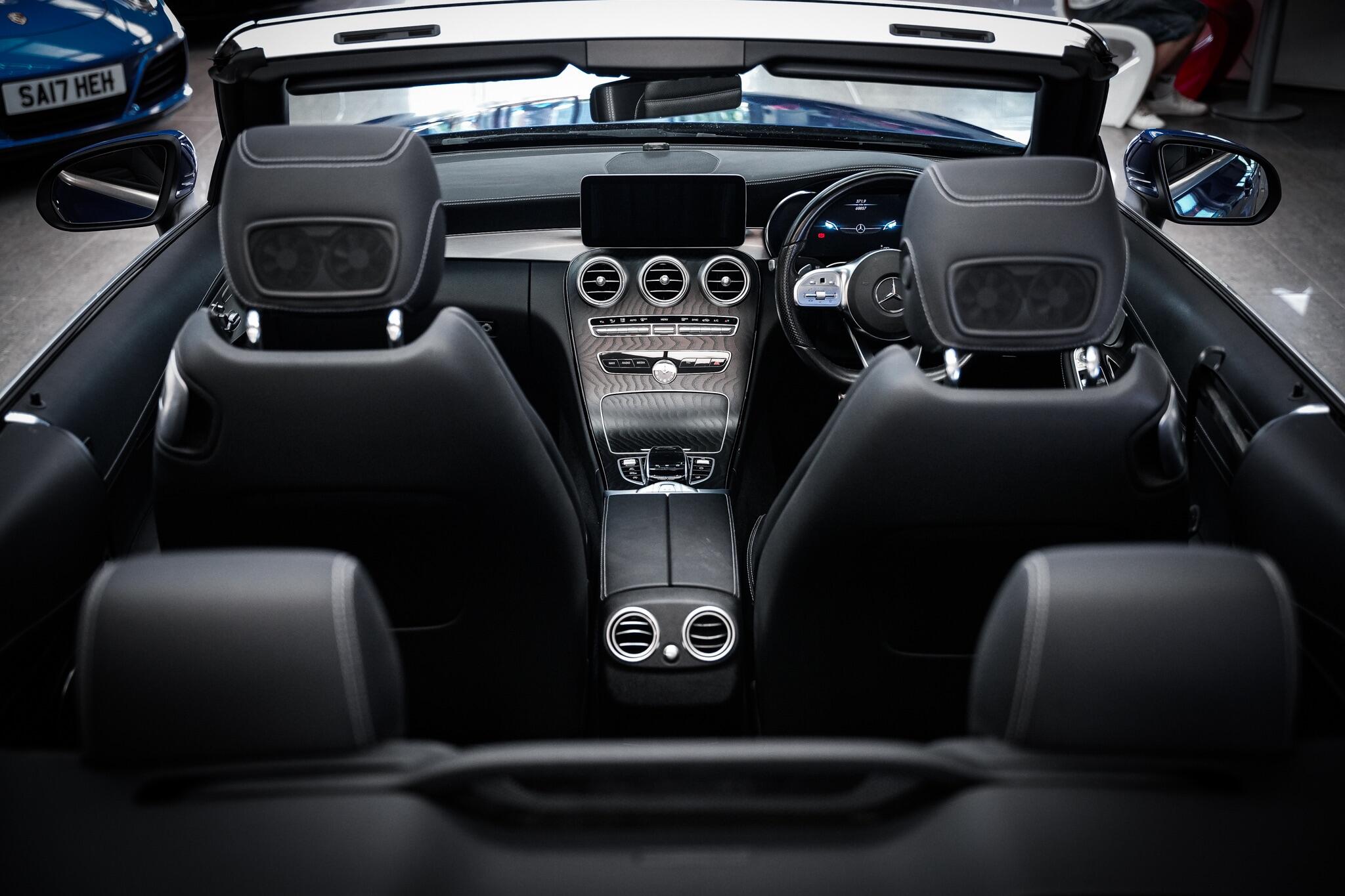 Mercedes-Benz C-Class view 21